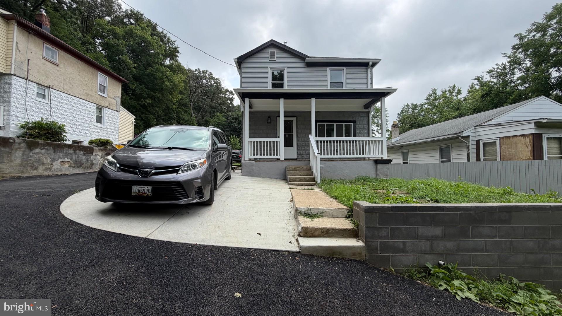 WELCOME TO 2317 WATERS AVE. BEAUTIFUL RENOVATED AND MOVE IN READY, 3 BEDROOMS,  2 AND HALF BATH.THIS HOME BLENDS FRESH PAINT. YOU WILL FIND ALL BRAND NEW ROOF,SIDDING,KITCHEN,APPLIANCES,AC,HOT WATER TANK,BATHROOMS,WINDOWS,DOORS,LVP FLOORS ON MAIN AND FIRST FLOOR,NEW DRIVE WAY FOR 3 CARS,SHARE NEW PRIVATE ROAD.
SCHEDULE YOUR SHOWING TODAY