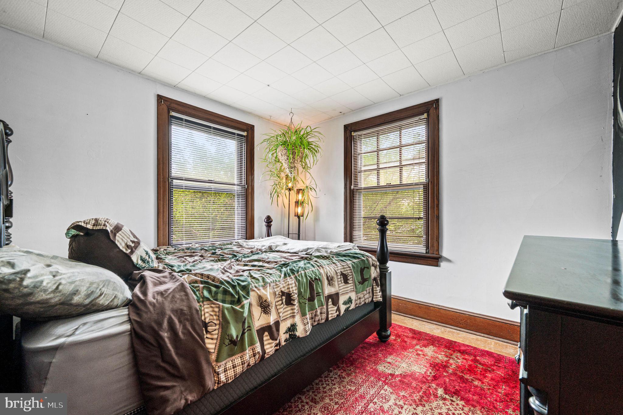 CHELBOURNE PLAZA - Residential