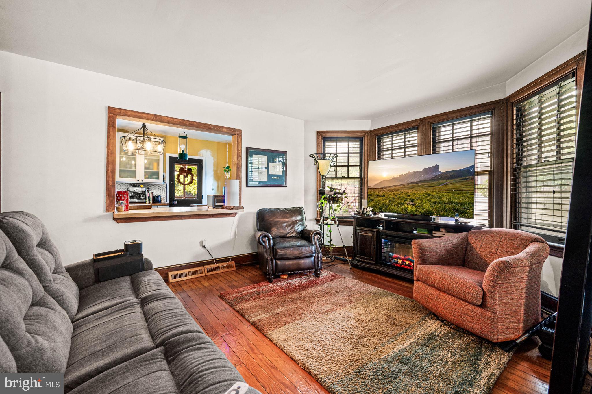 CHELBOURNE PLAZA - Residential