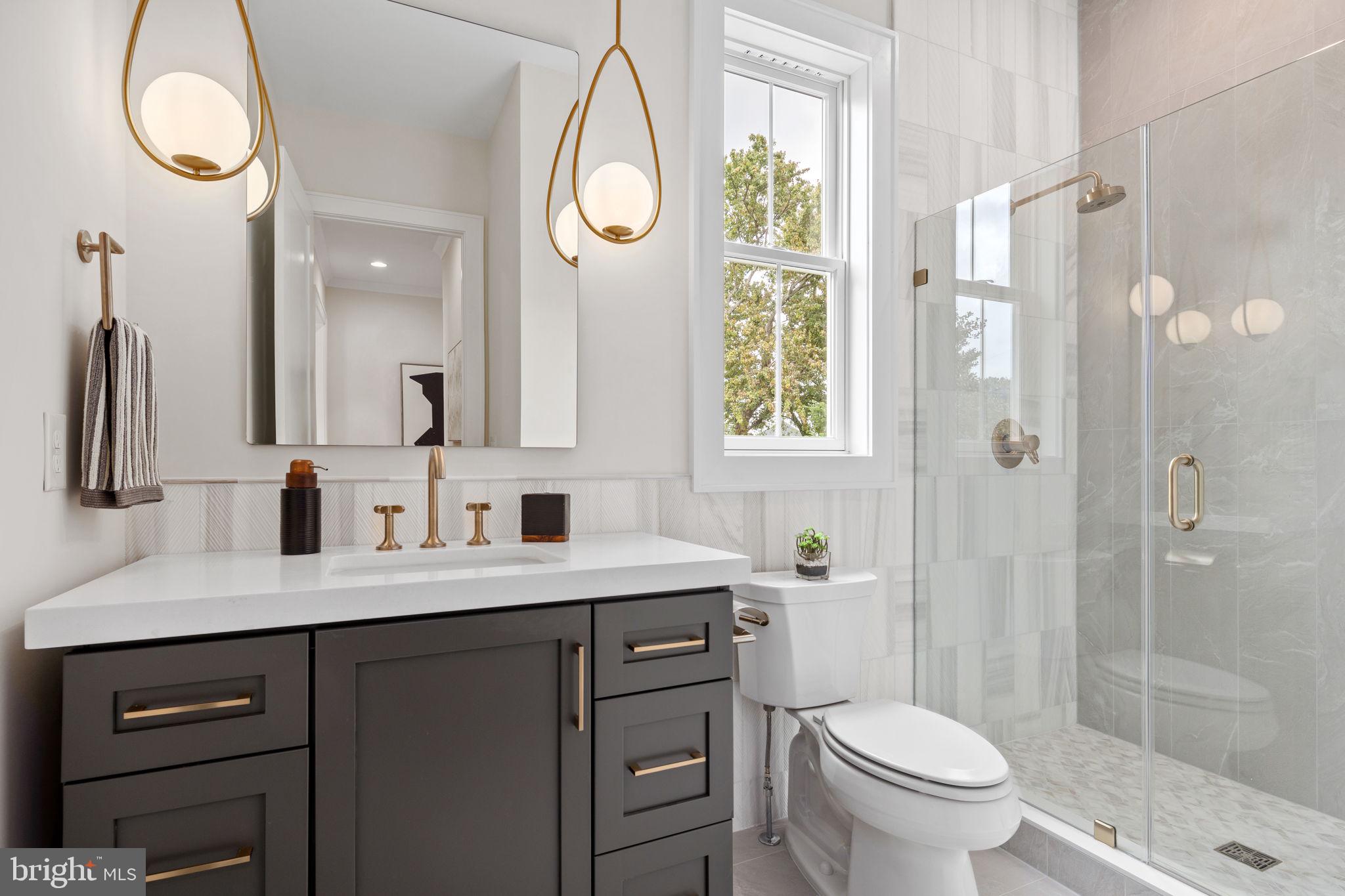 LARCHMONT TERRACE - Residential