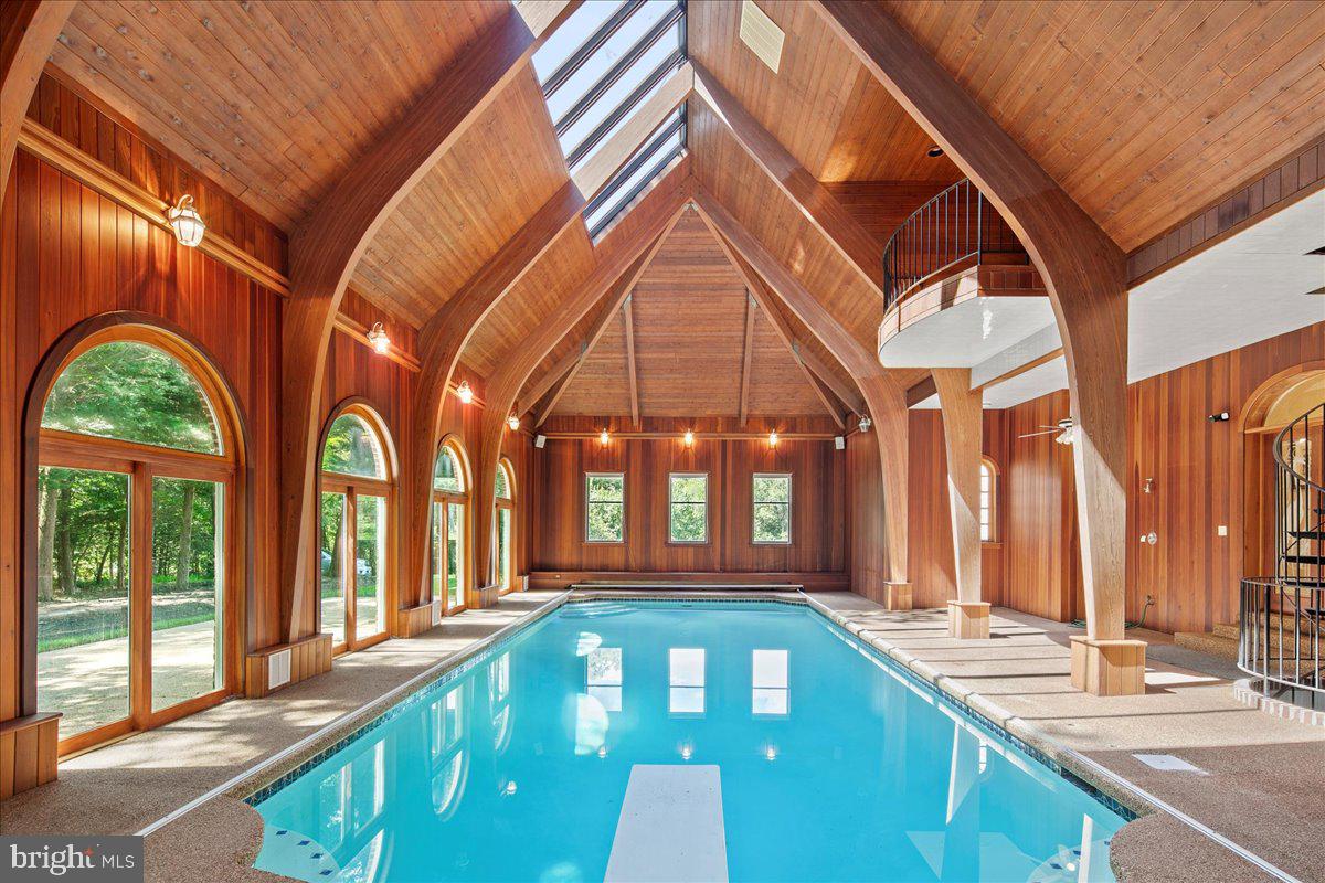 OAKMONT - Residential