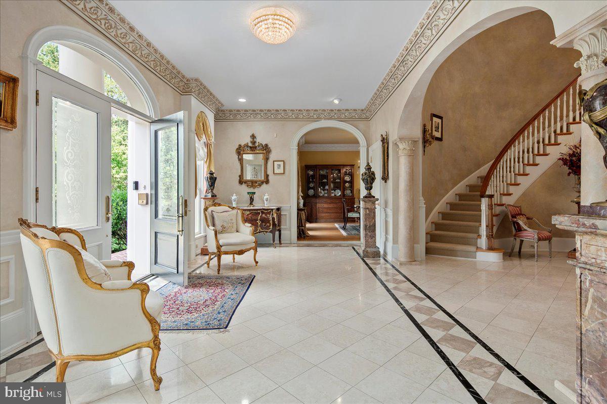 OAKMONT - Residential