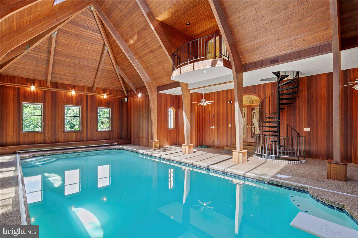 OAKMONT - Residential