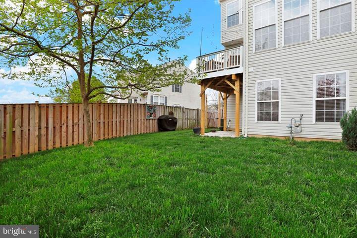 RIVERSIDE STATION - Residential Lease
