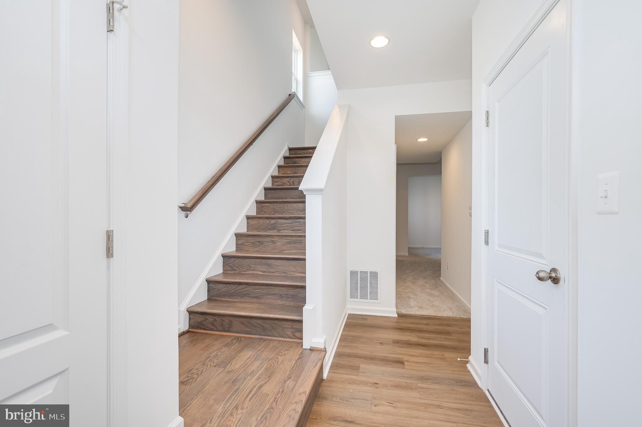 MARTINSBURG STATION - Residential Lease