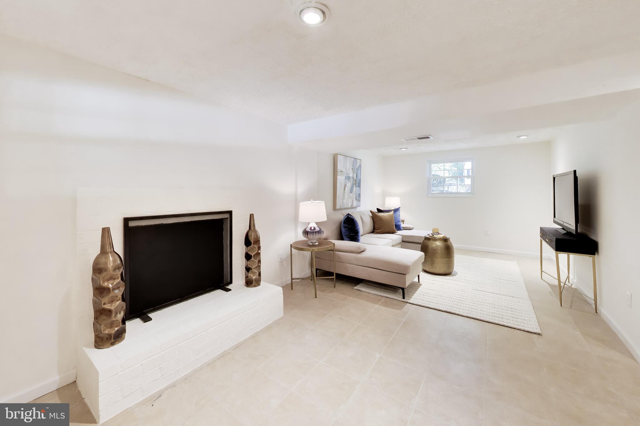 HUNGERFORD - Residential