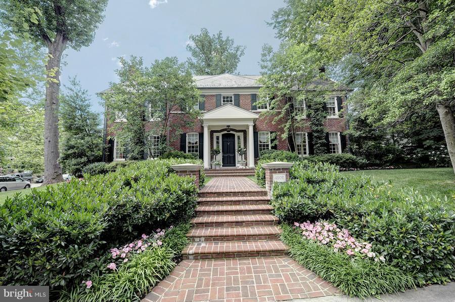 Gorgeous 6 BR 6.6 BA 2HB home with 2 car detached garage and pool. Recently renovated featuring hardwood floors, recessed lighting and high-end custom finishes throughout. Offices on both upper levels. Huge flagstone patio and sprawling backyard overlooks the pool with mature landscaping. Great natural light and spacious rooms including a luxurious master suite.