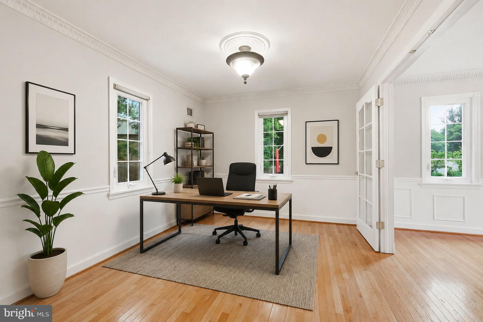 WILLIAMSBURG VILLAGE - Residential
