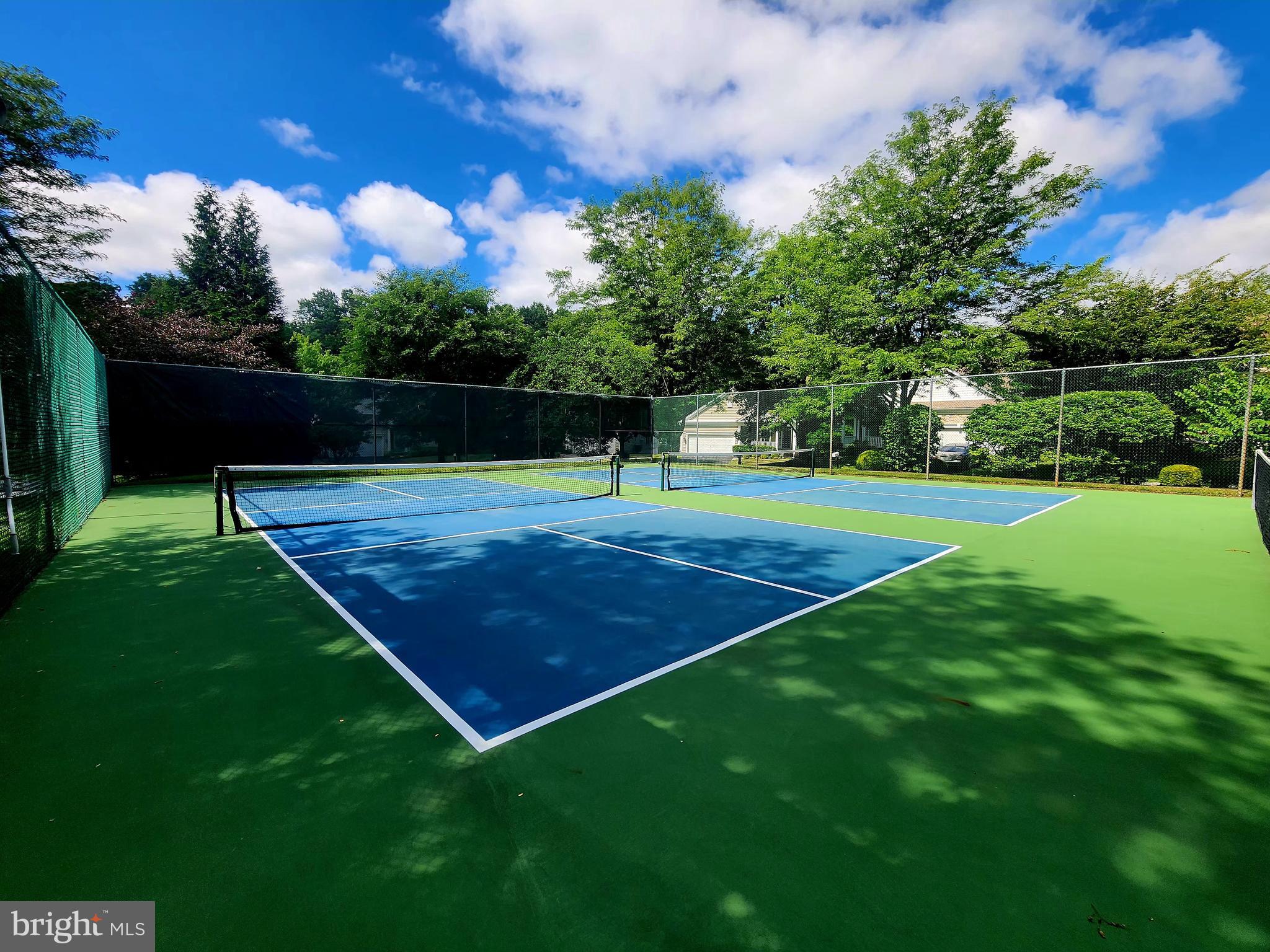 TRADITIONS AT LONGII - Residential