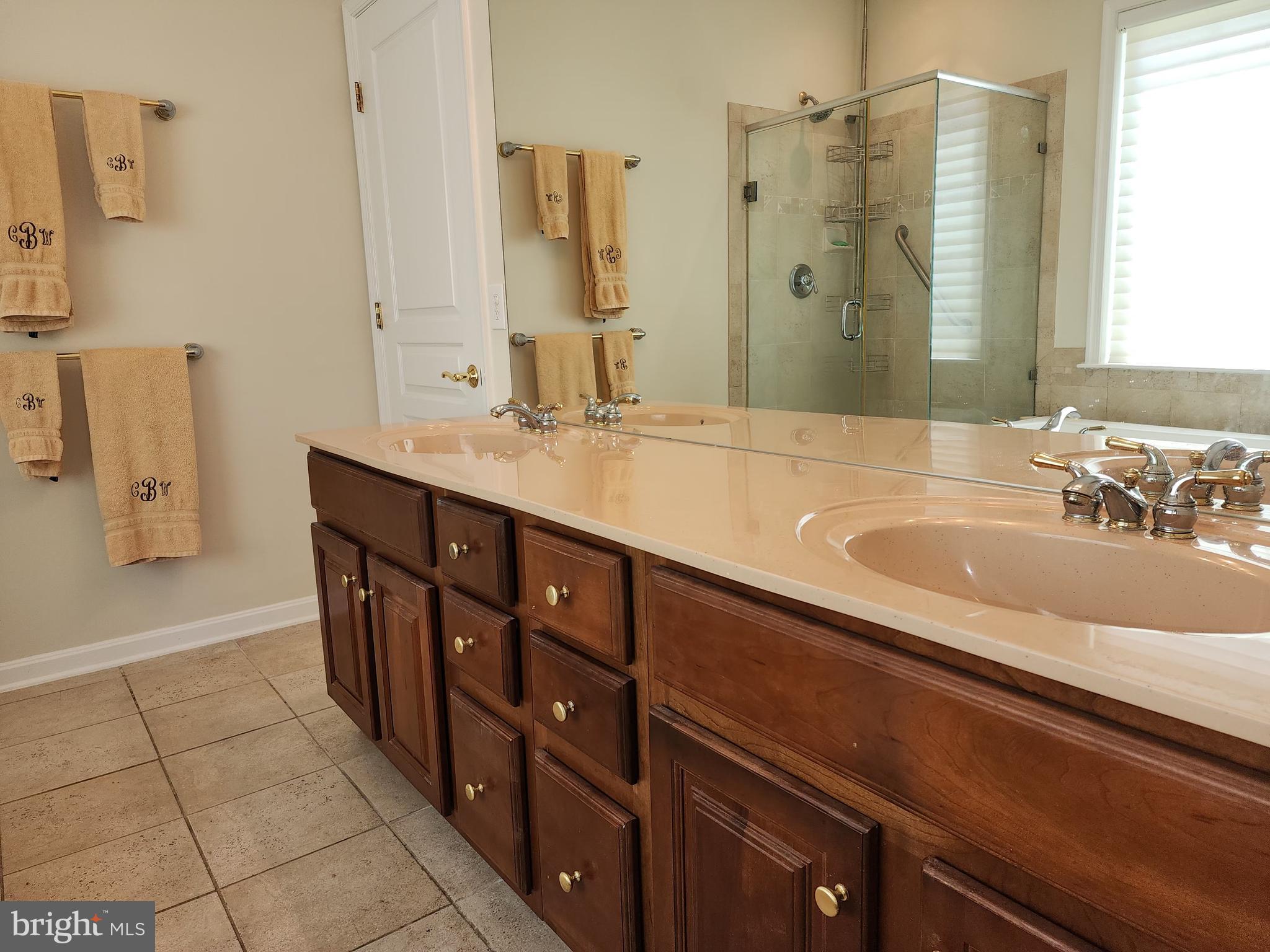 TRADITIONS AT LONGII - Residential