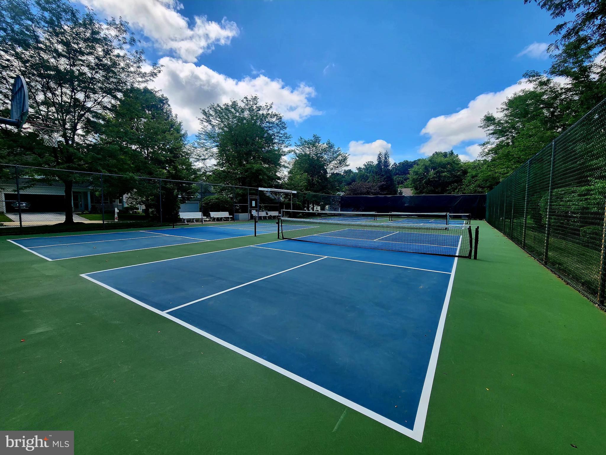 TRADITIONS AT LONGII - Residential