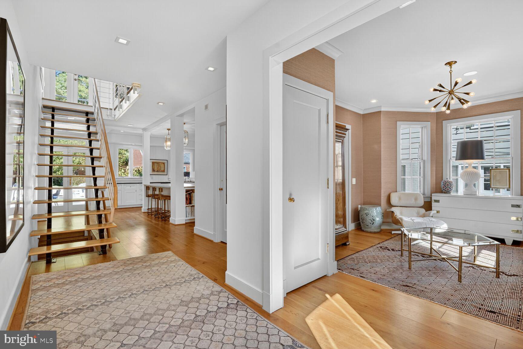 WESLEY HEIGHTS - Residential