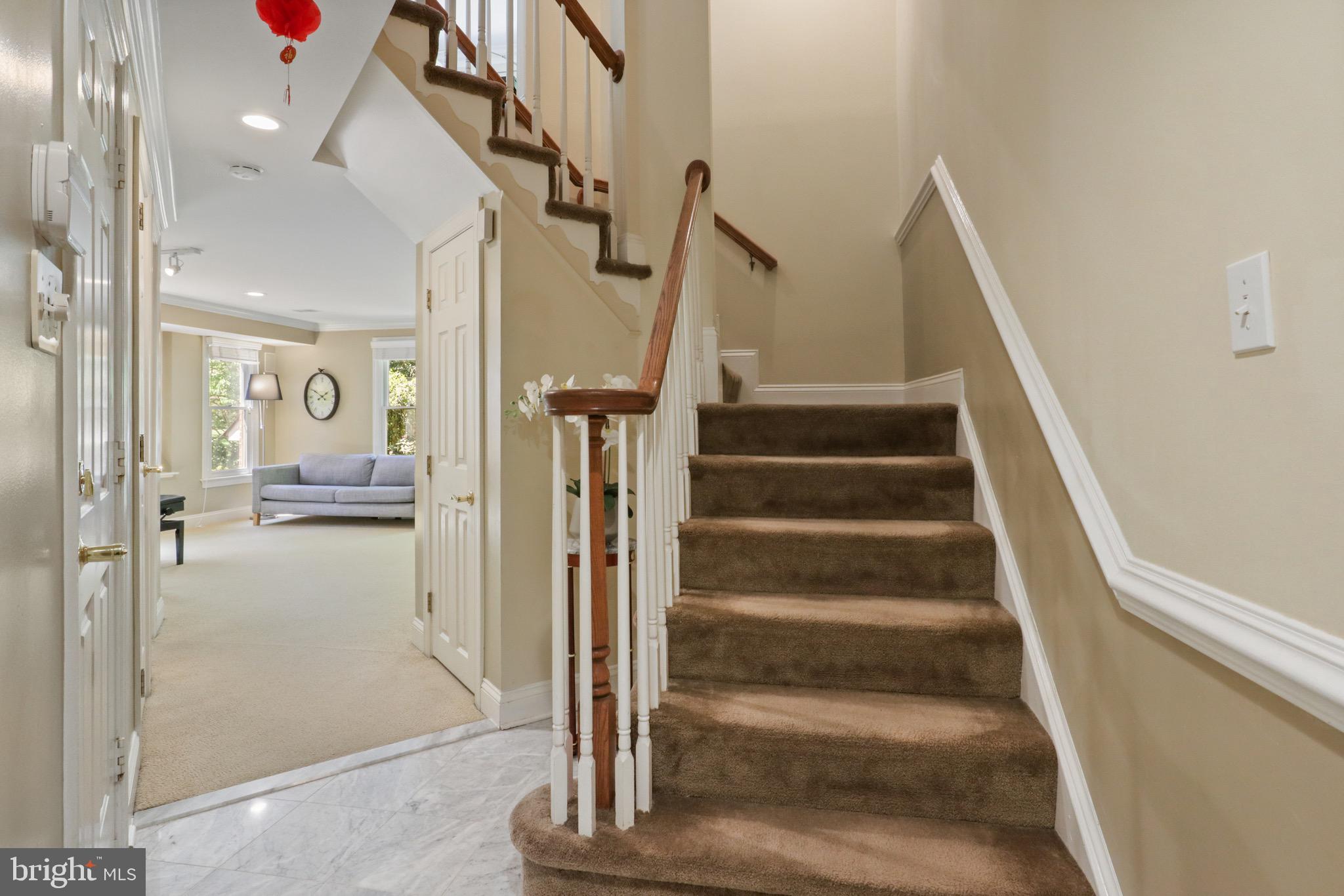 FENWICK COURT - Residential