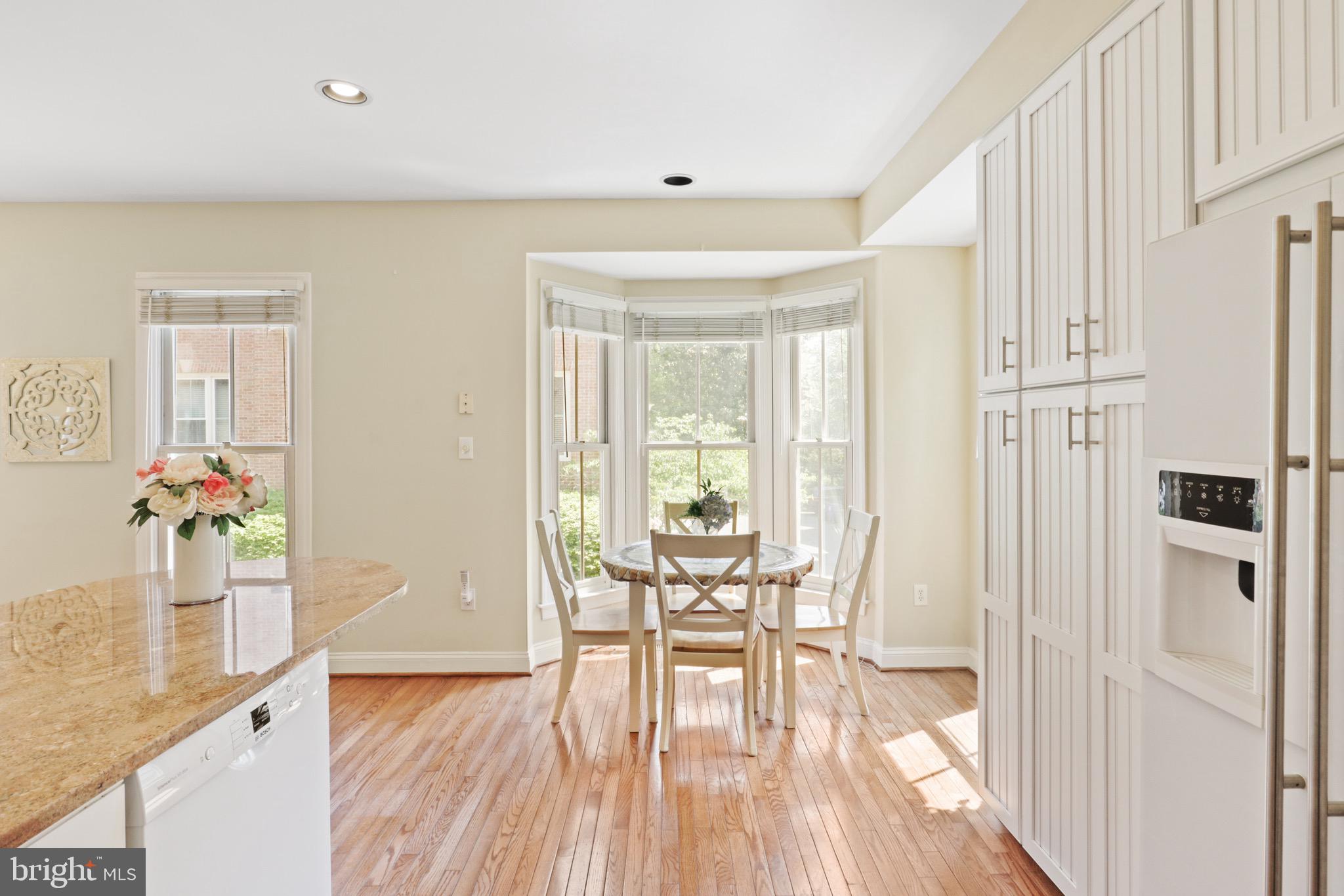 FENWICK COURT - Residential