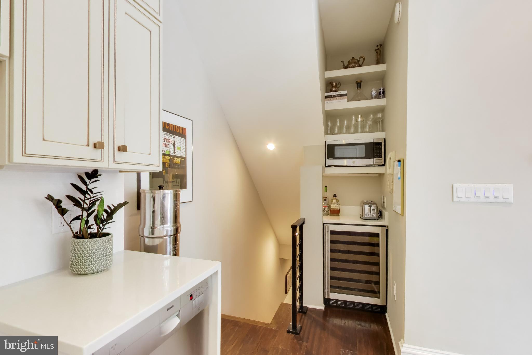 LOGAN CIRCLE - Residential