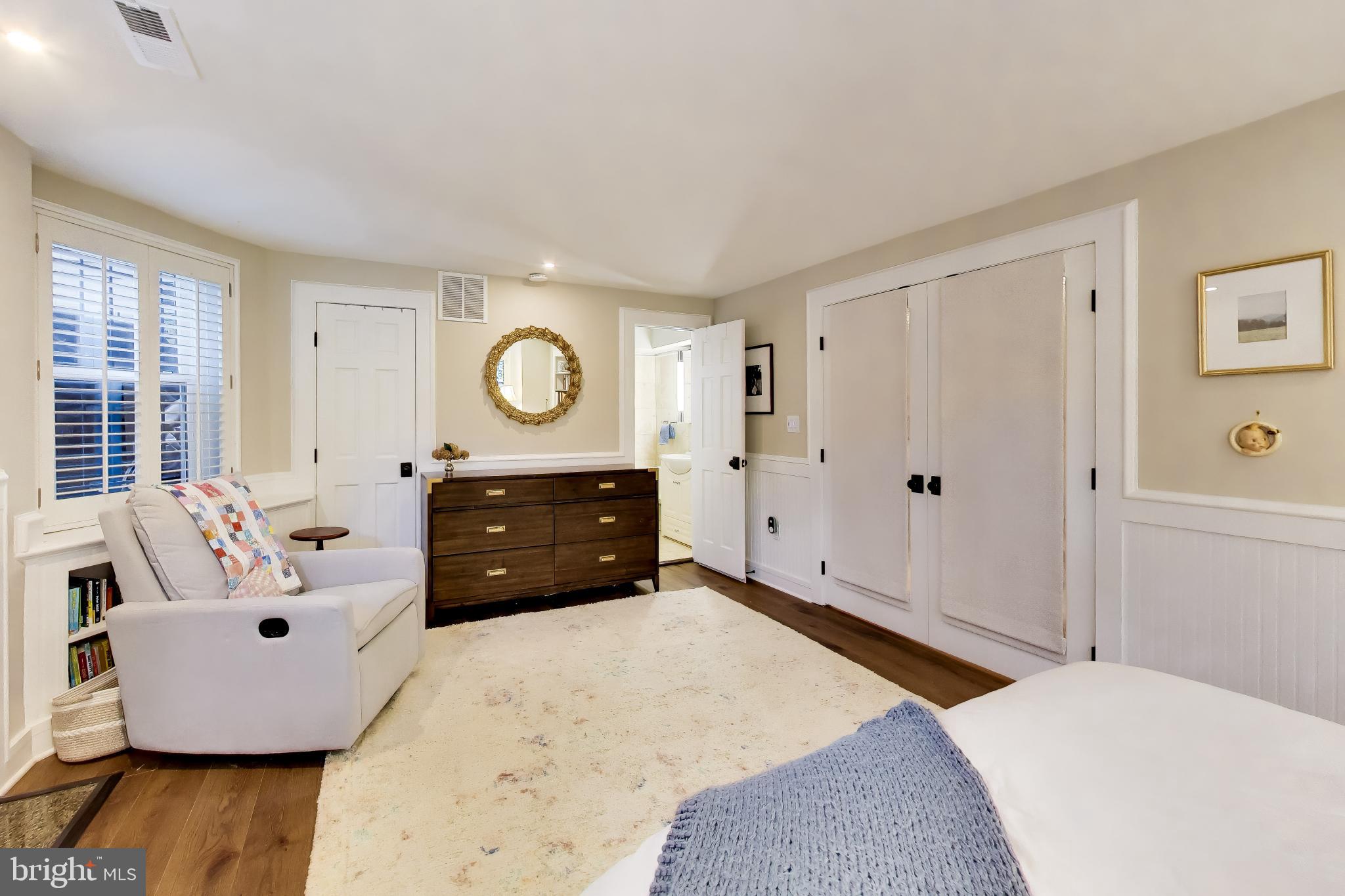 LOGAN CIRCLE - Residential