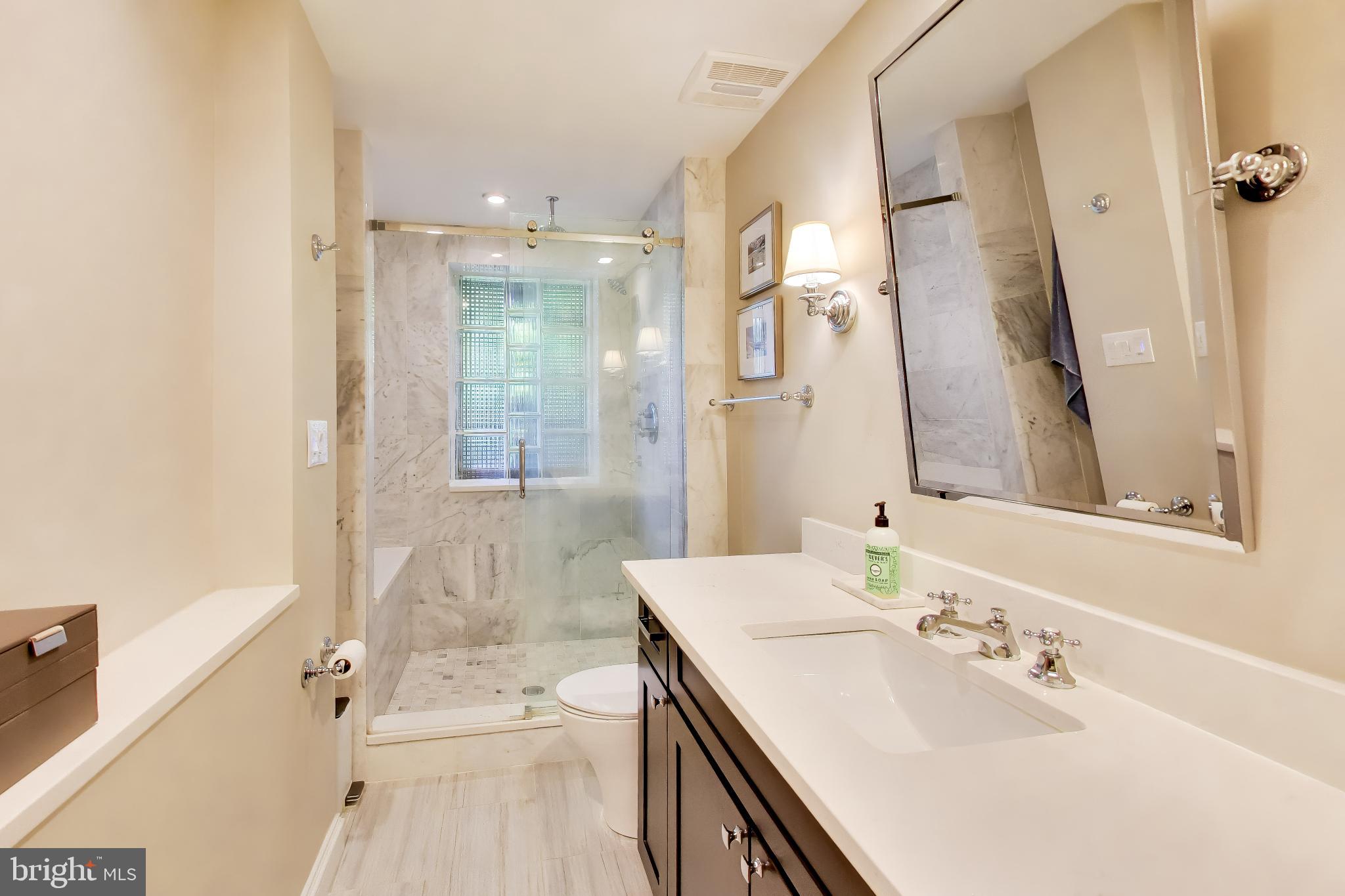 LOGAN CIRCLE - Residential