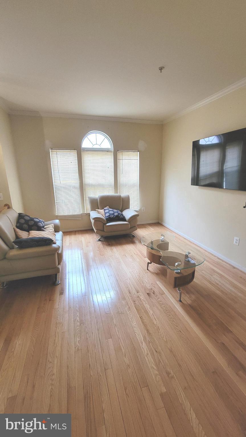 MADISON LANE - Residential