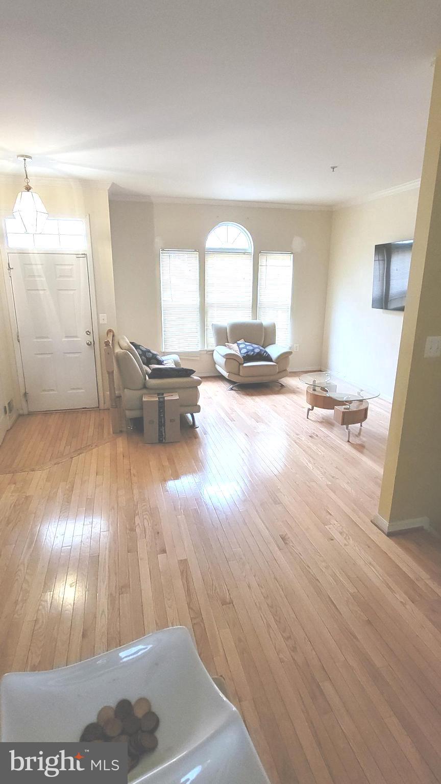 MADISON LANE - Residential