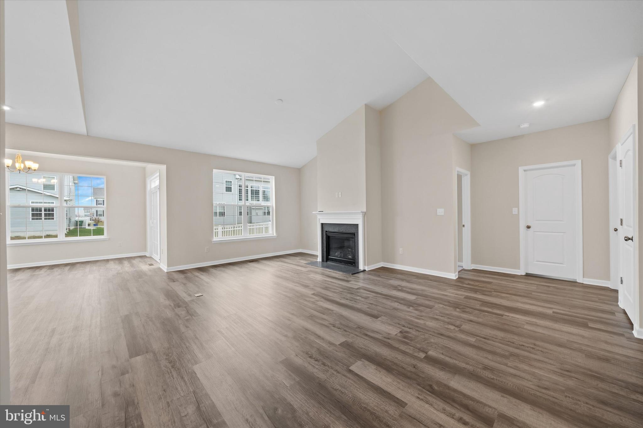 HIDDEN BROOK - Residential
