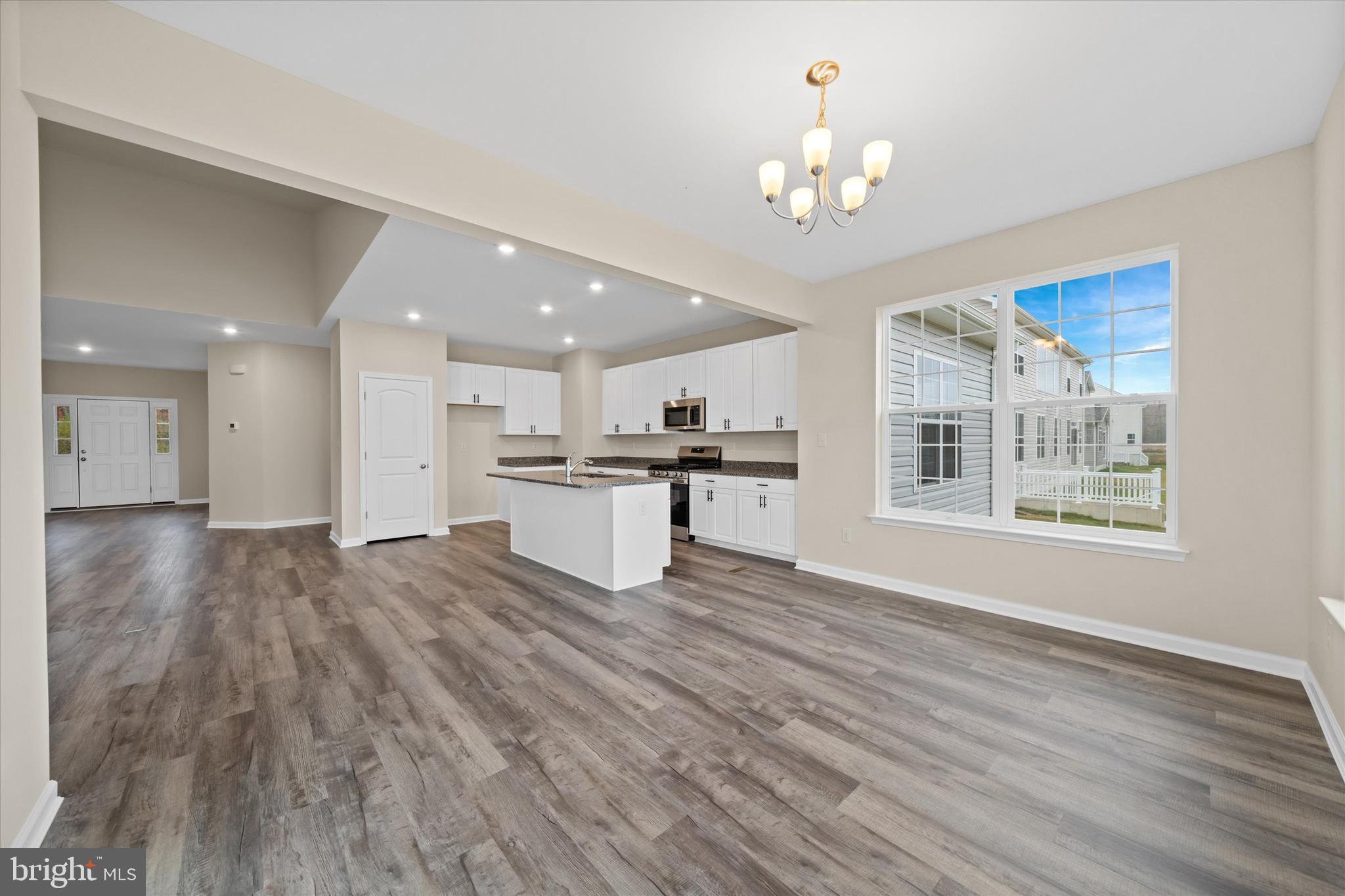 HIDDEN BROOK - Residential