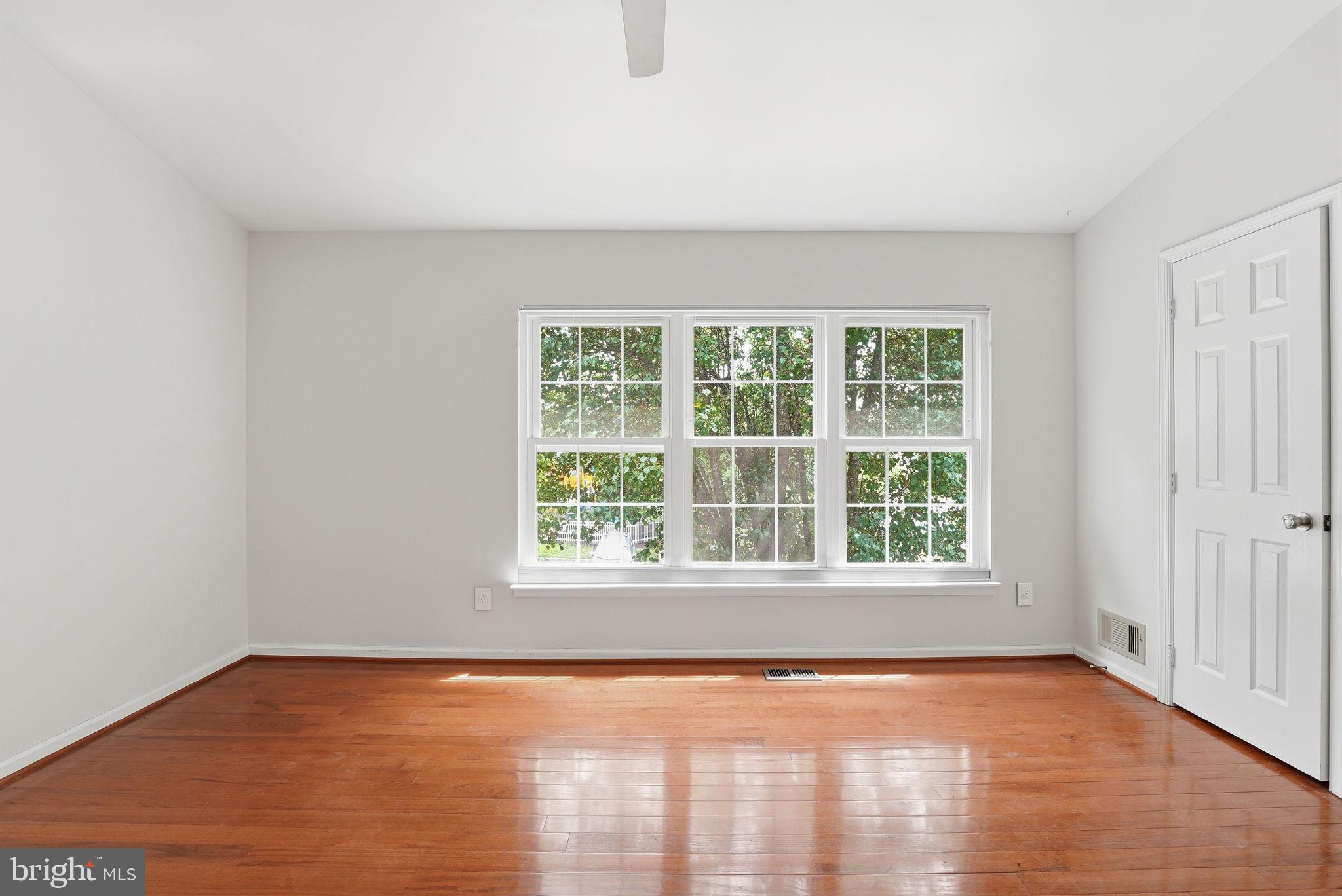 MONTCLAIR MEWS - Residential