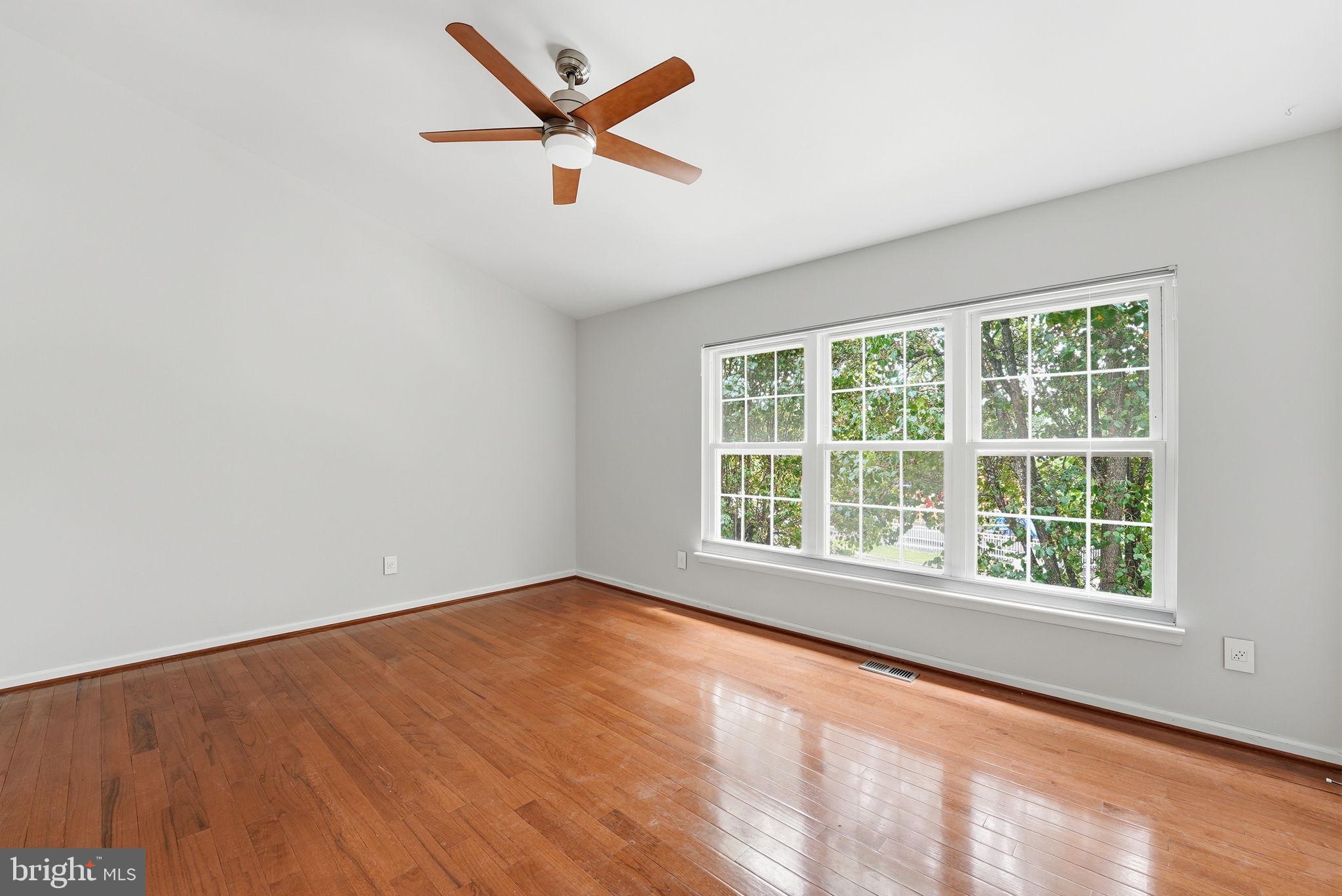 MONTCLAIR MEWS - Residential