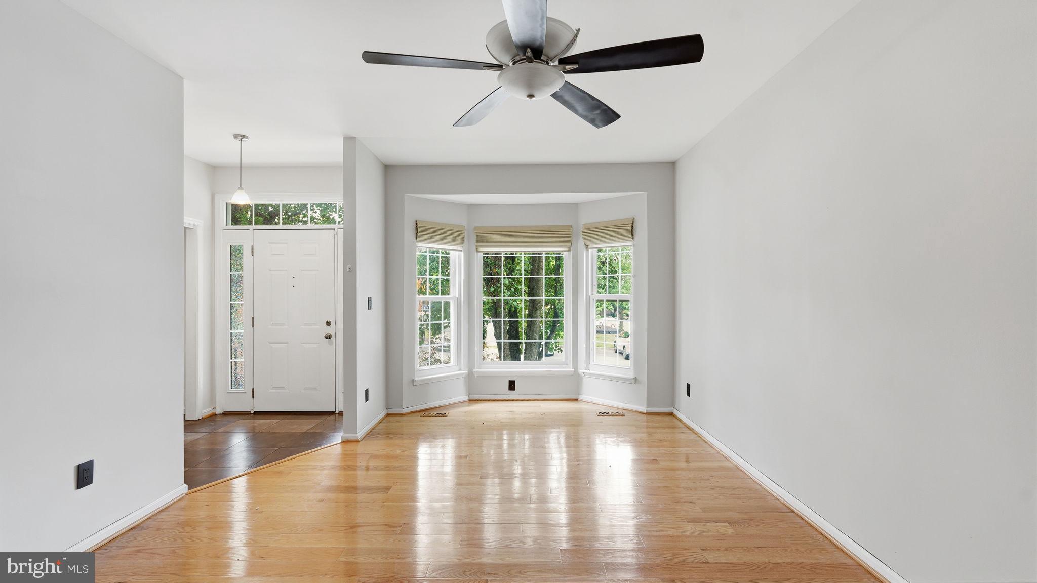 MONTCLAIR MEWS - Residential