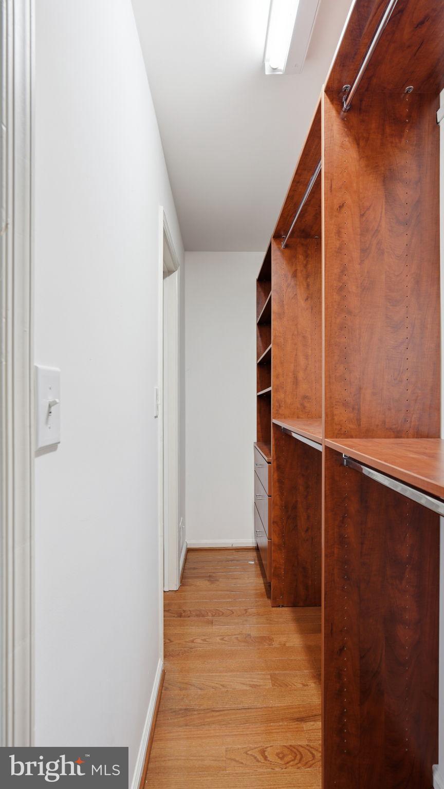 MONTCLAIR MEWS - Residential