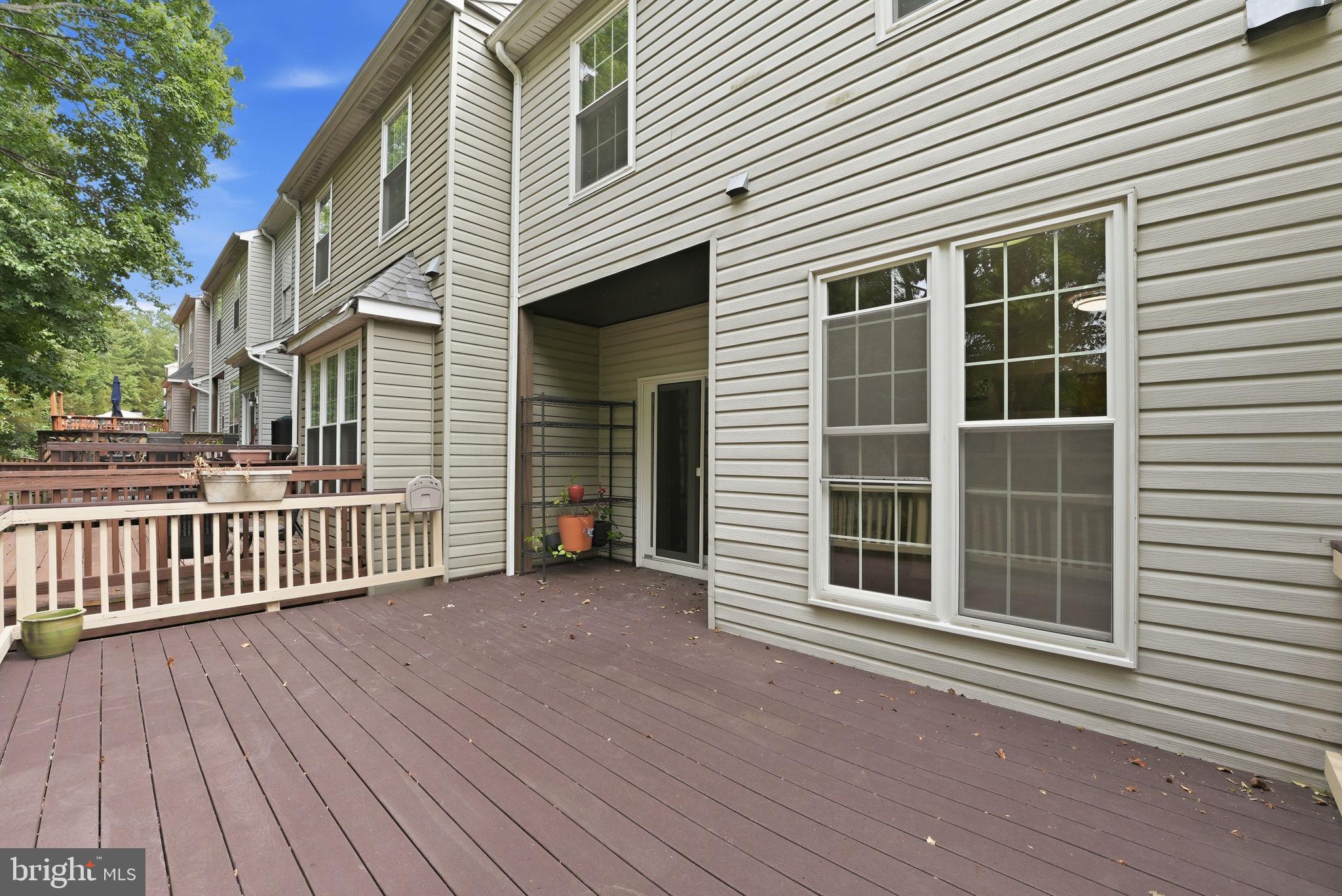 MONTCLAIR MEWS - Residential