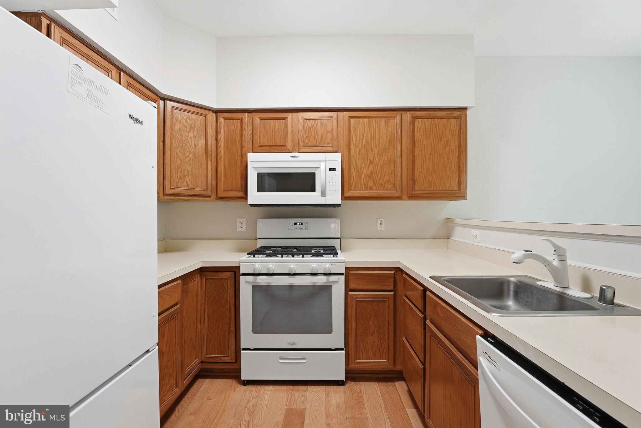 MONTCLAIR MEWS - Residential
