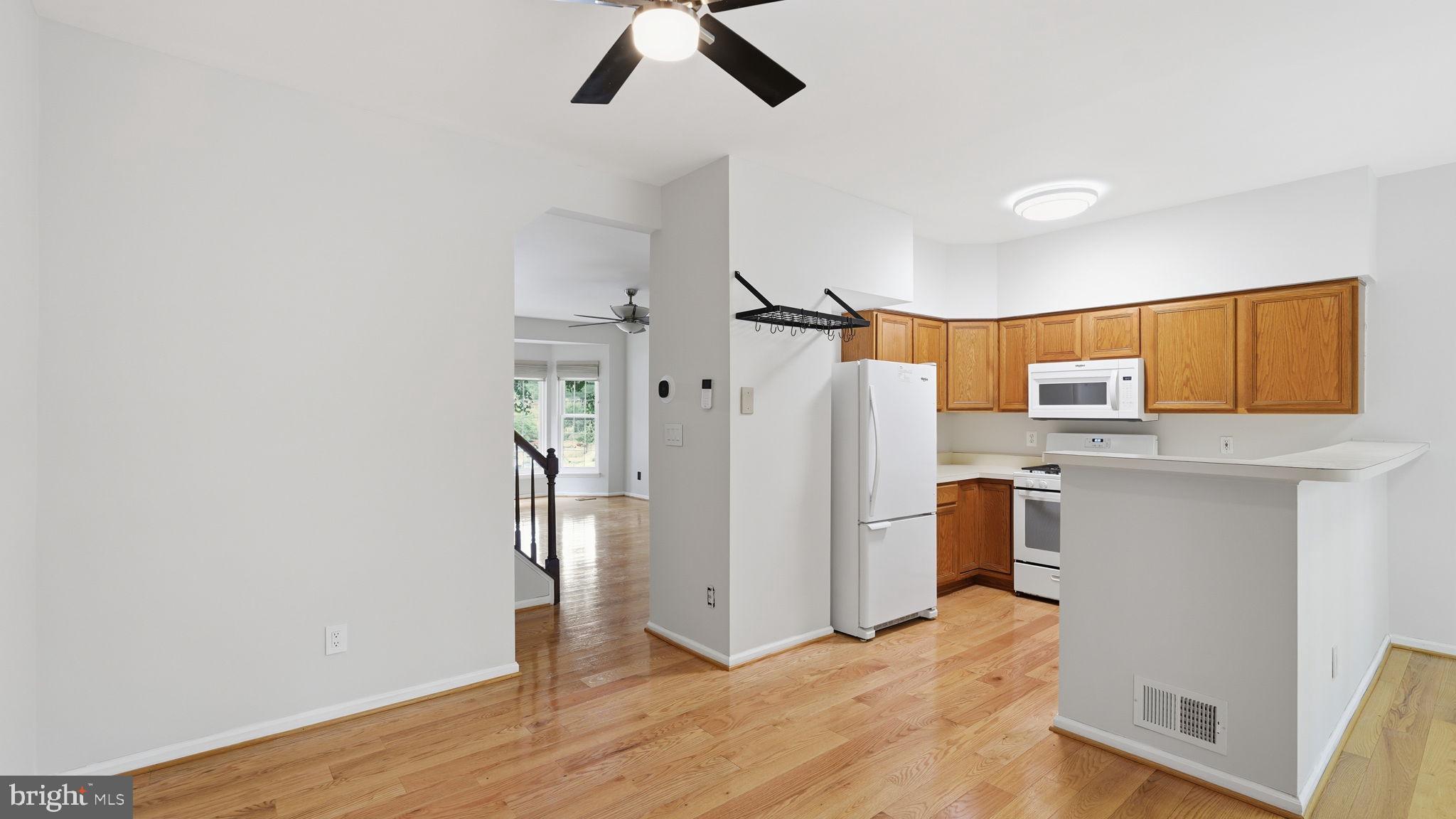 MONTCLAIR MEWS - Residential