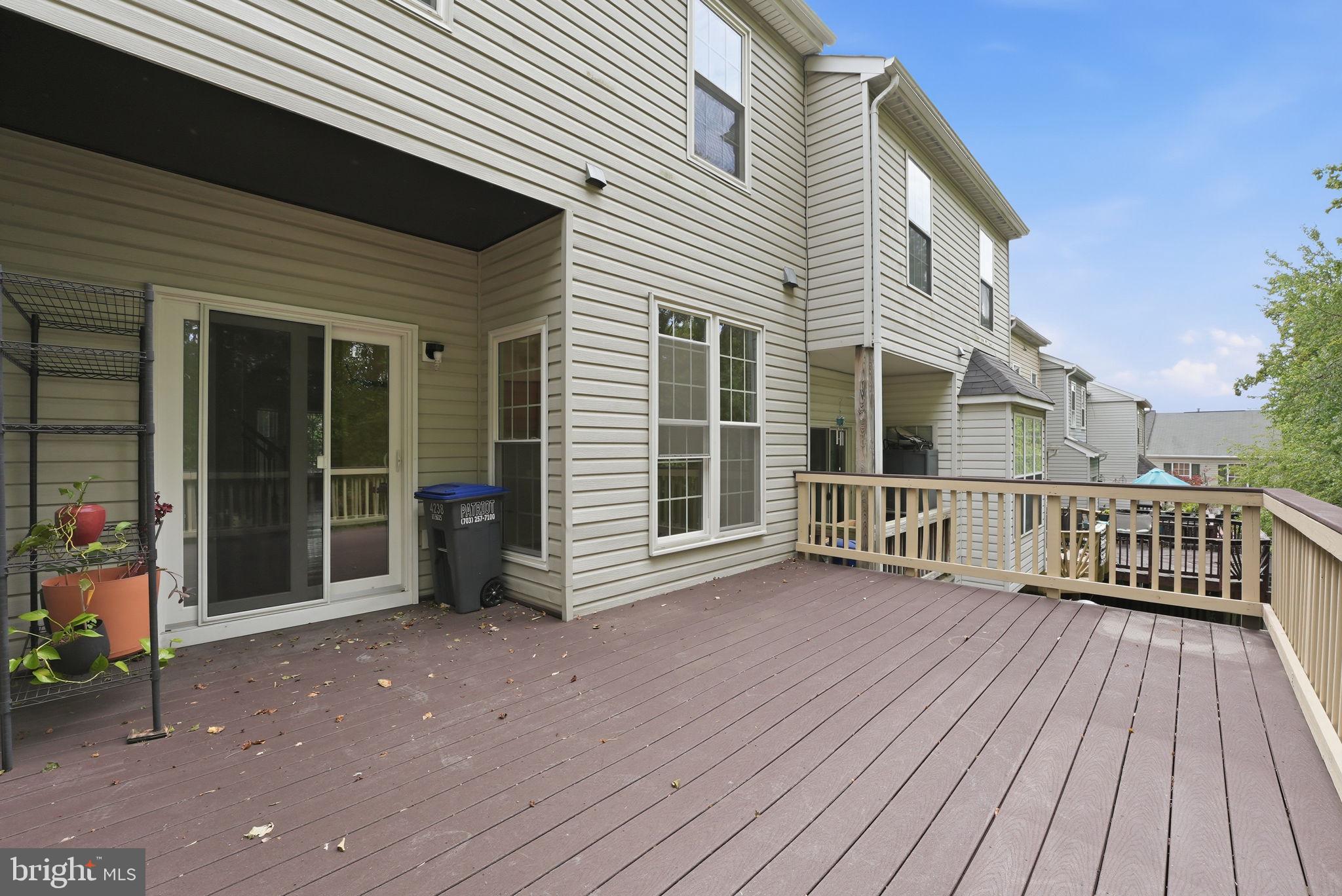 MONTCLAIR MEWS - Residential