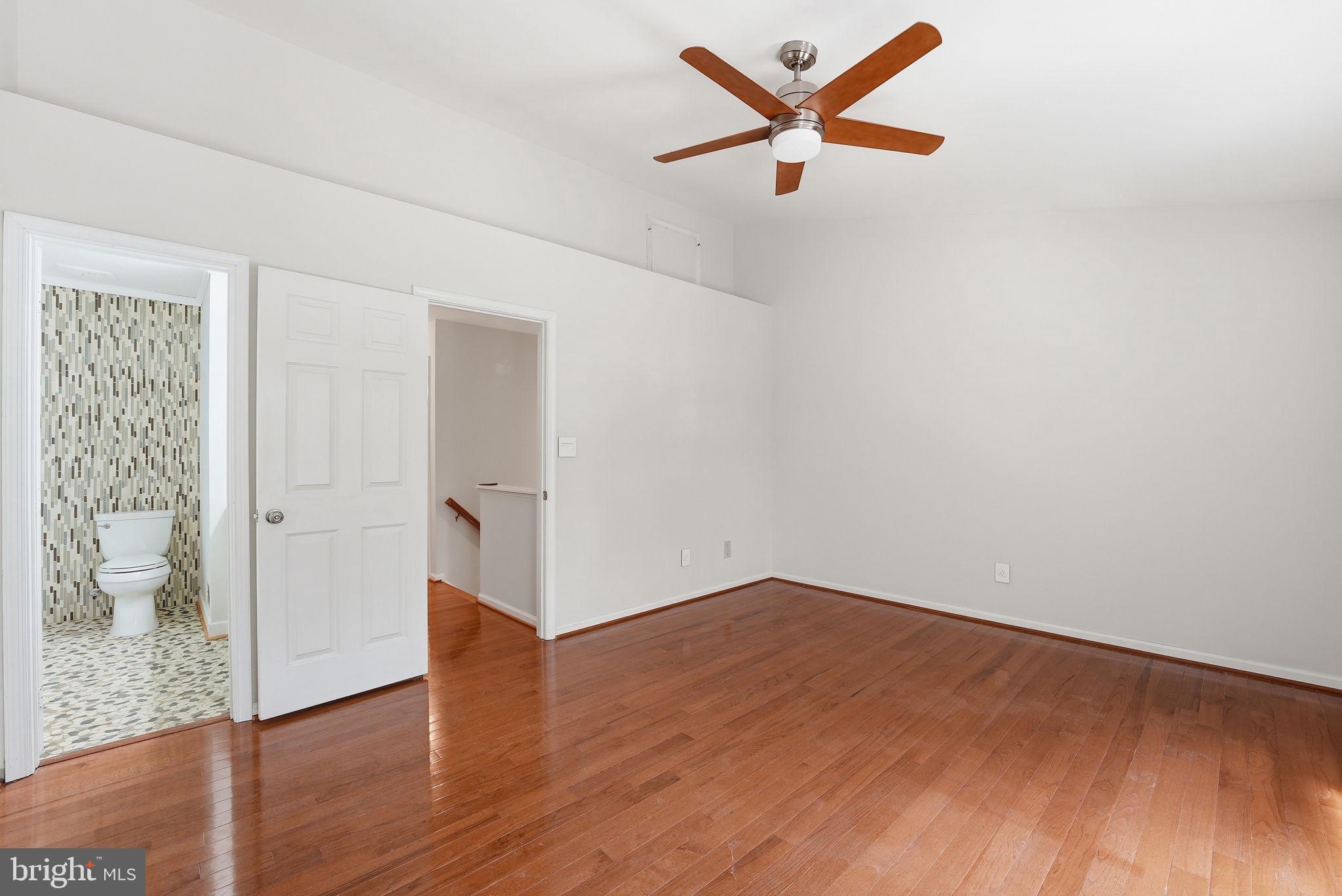MONTCLAIR MEWS - Residential