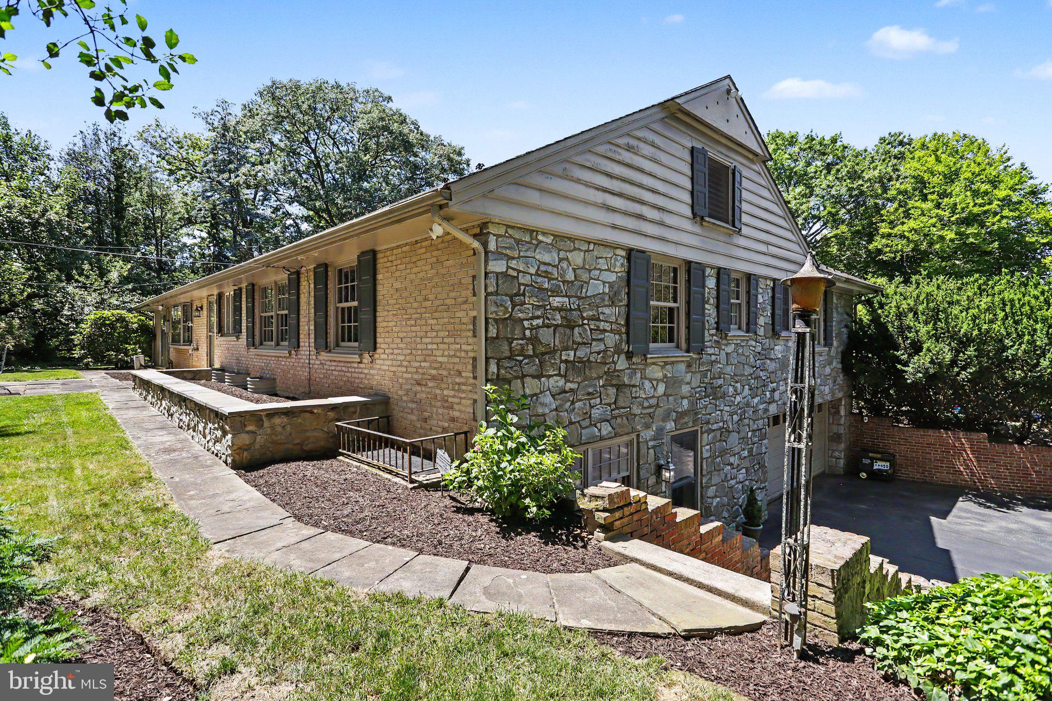 WEST RIDGE - Residential