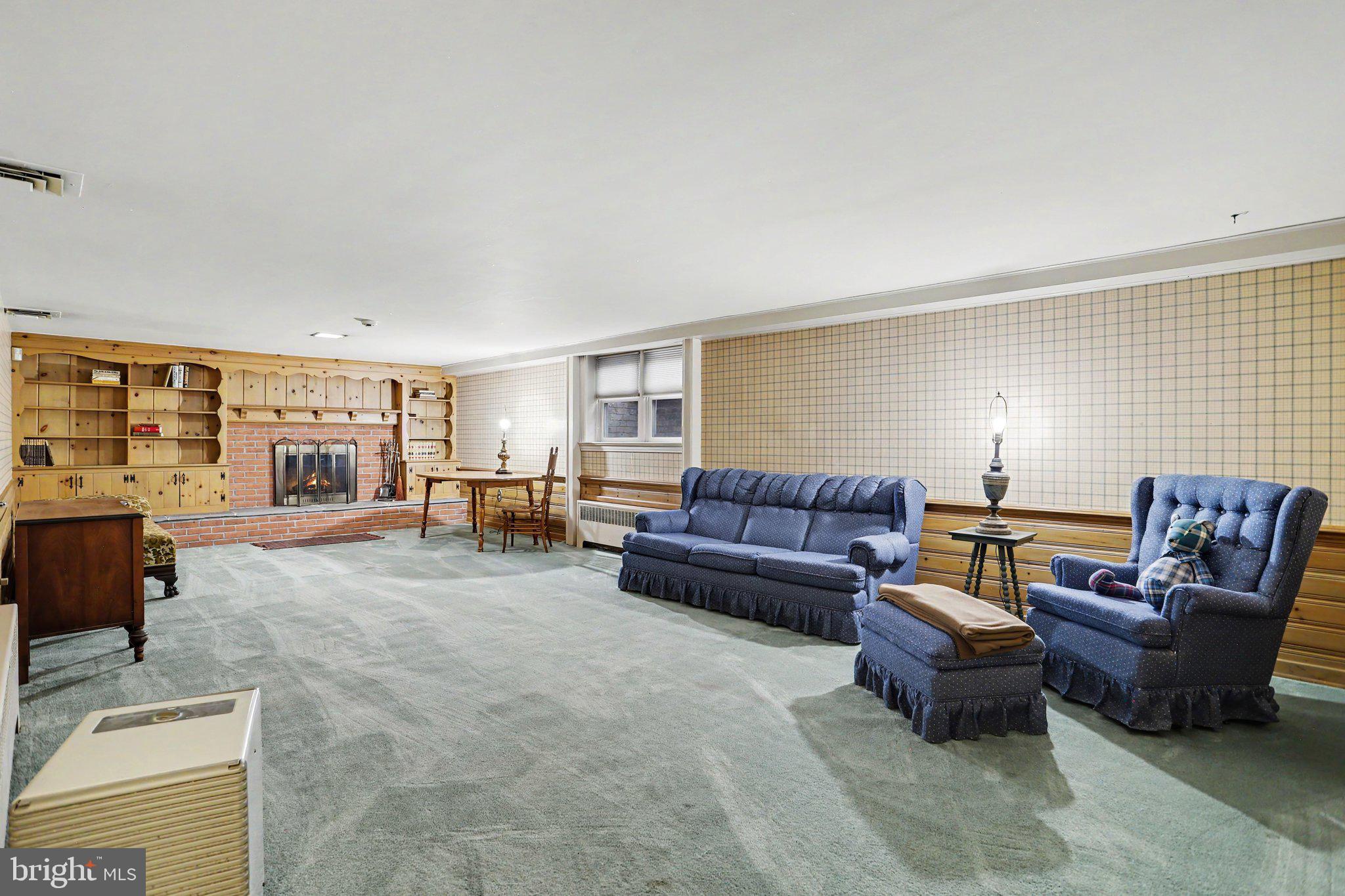 WEST RIDGE - Residential