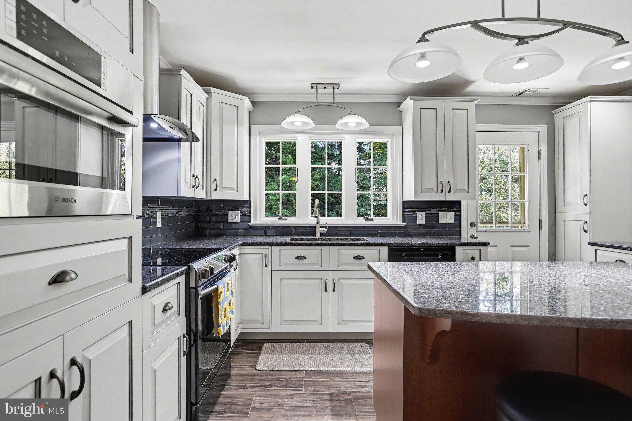 WEST RIDGE - Residential