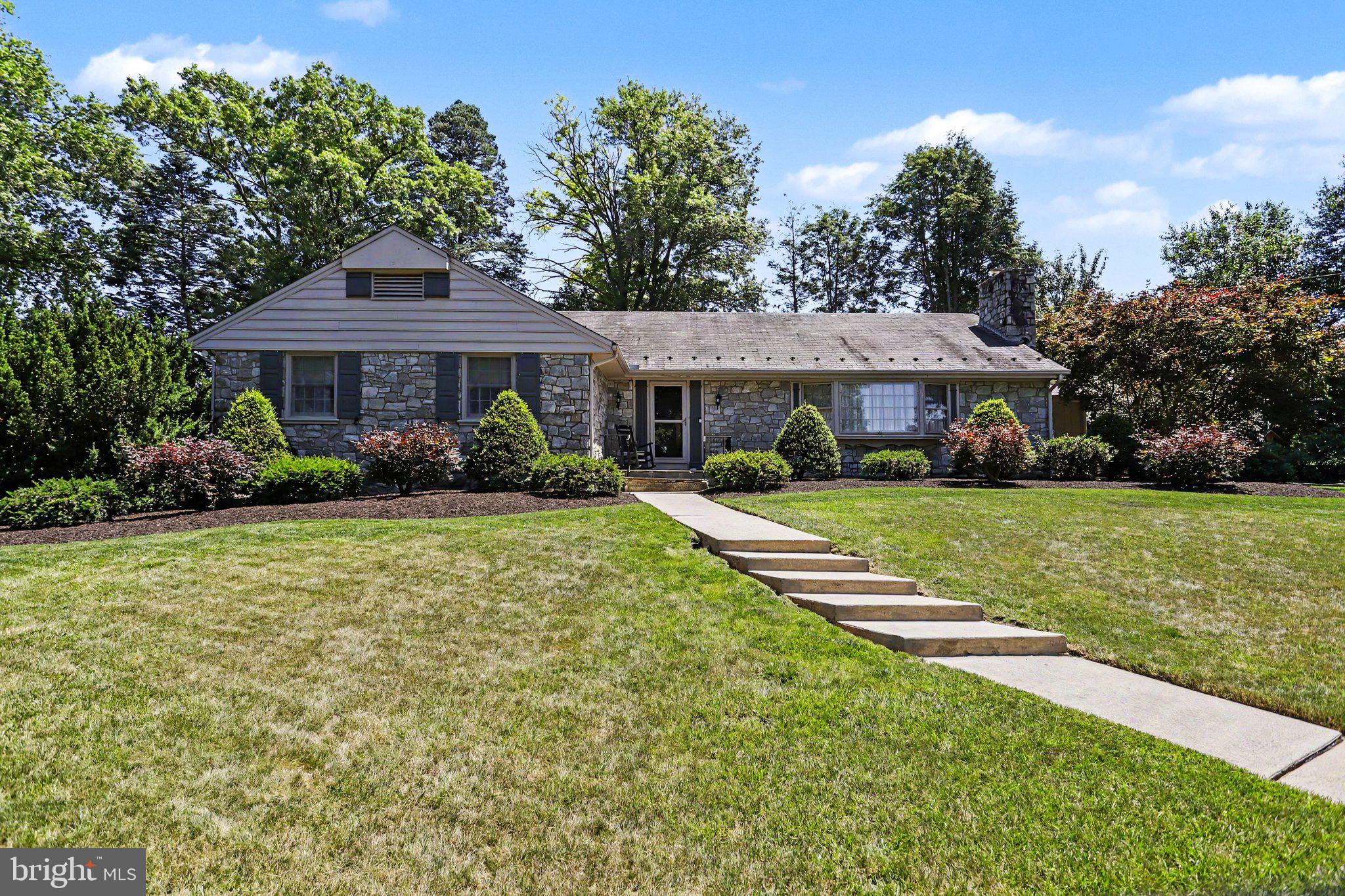 WEST RIDGE - Residential