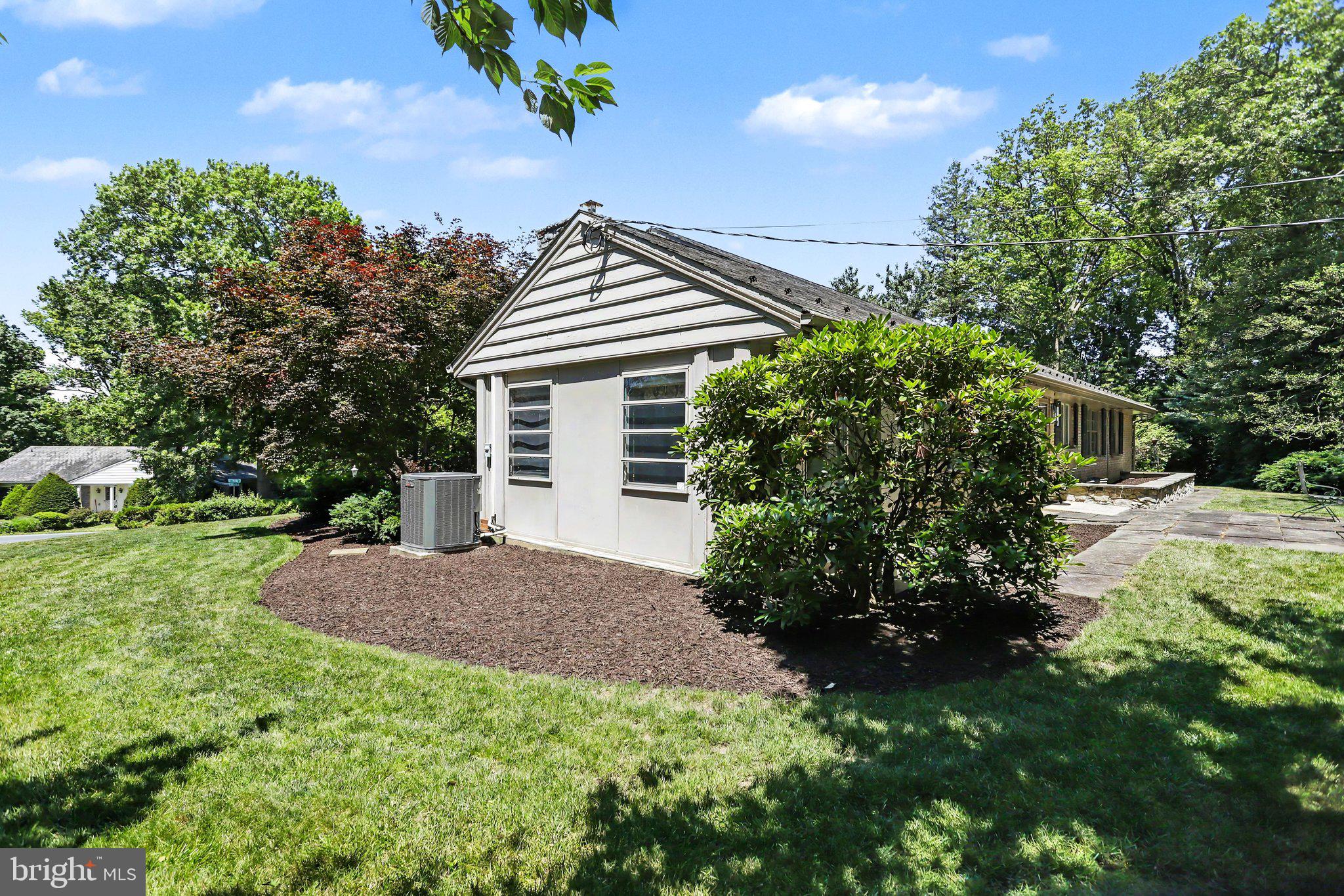 WEST RIDGE - Residential
