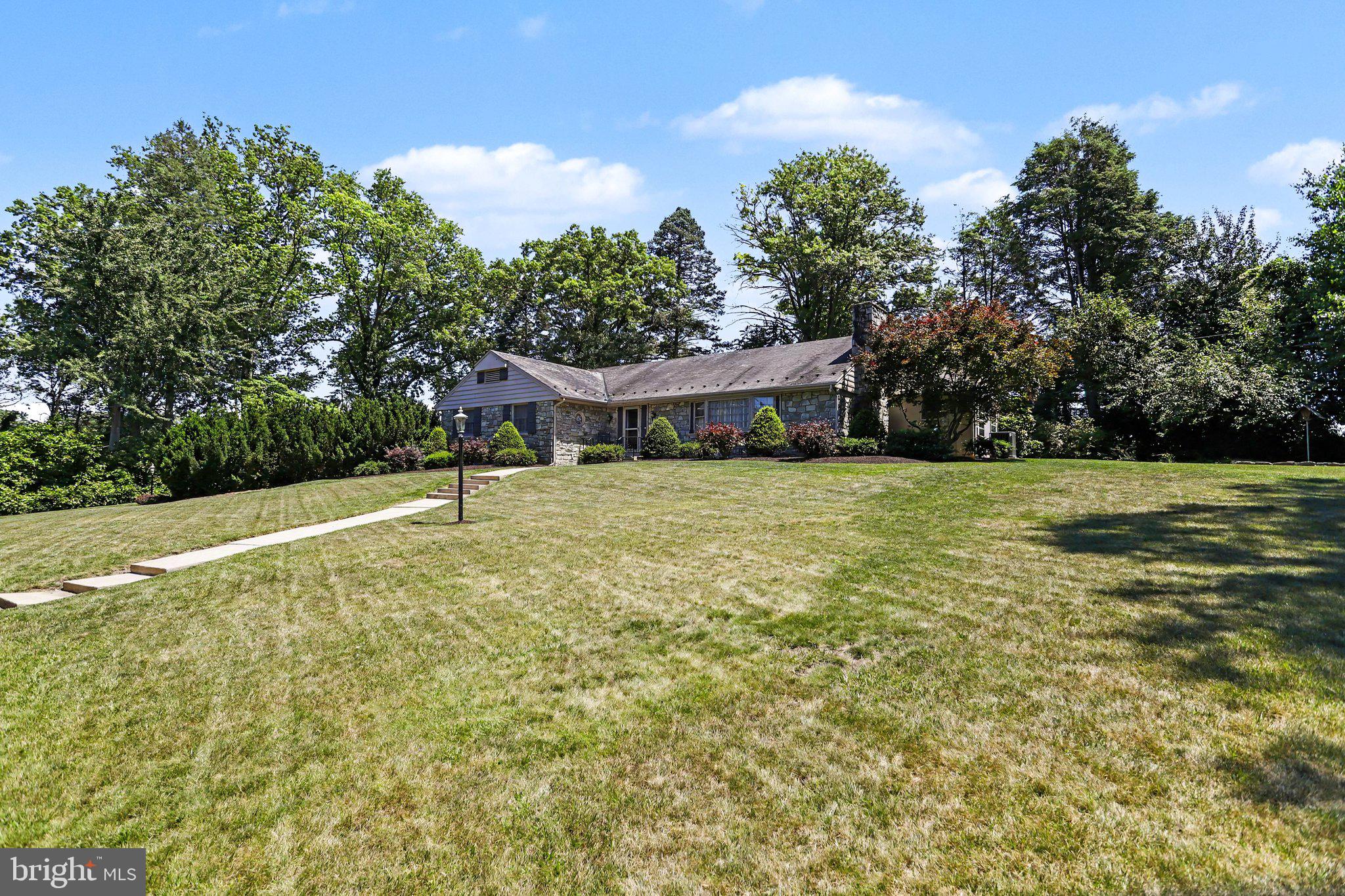 WEST RIDGE - Residential