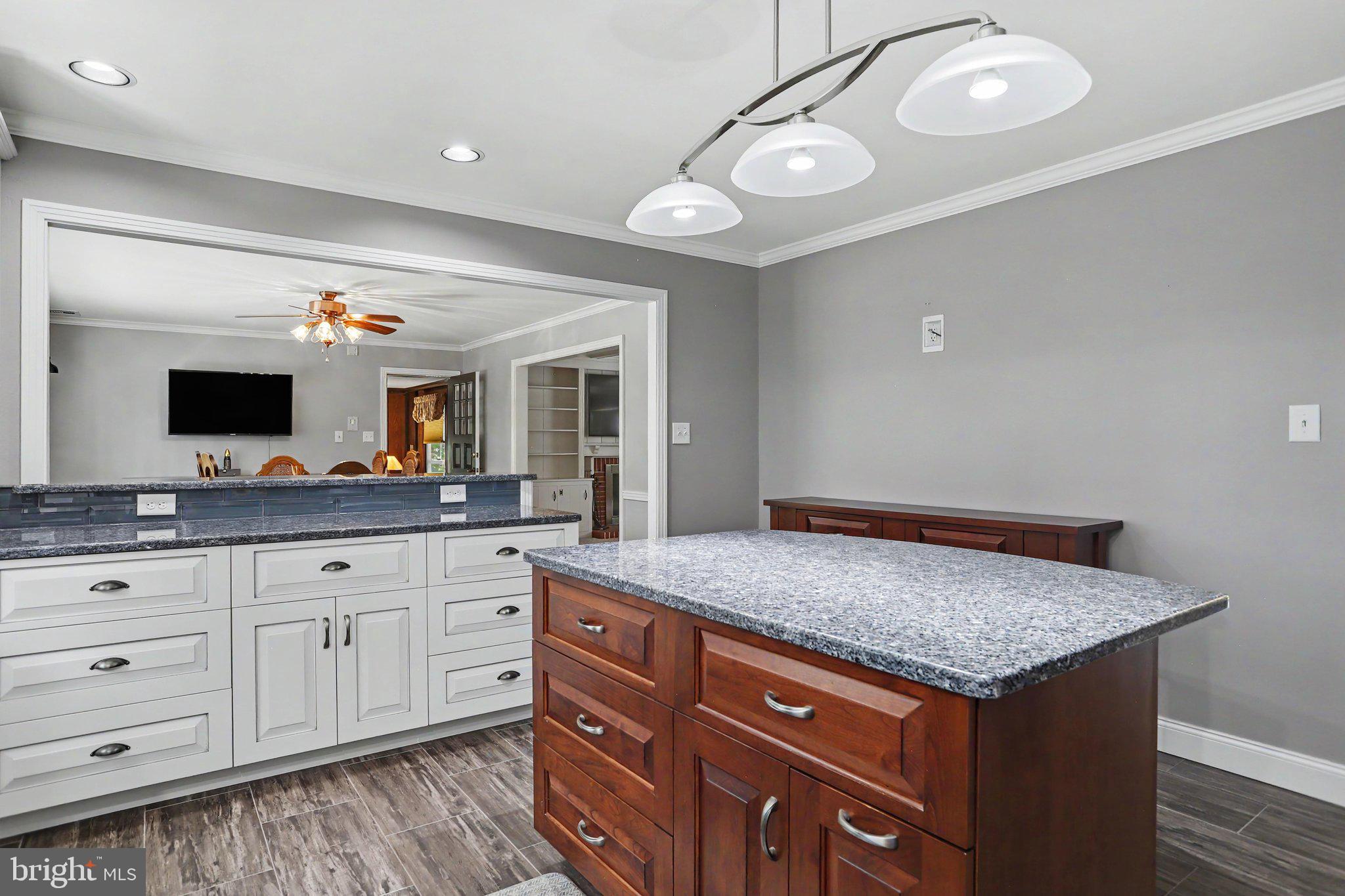 WEST RIDGE - Residential