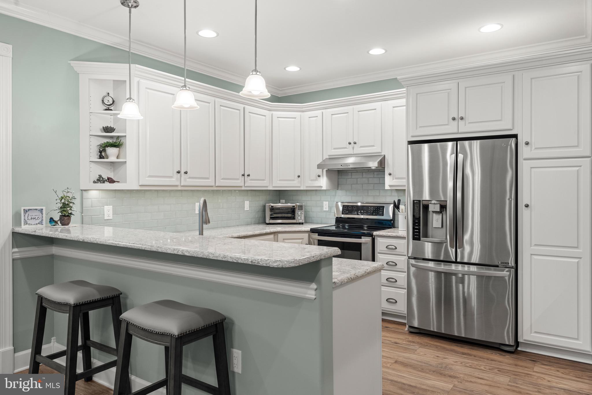 CORTLAND MANOR - Residential
