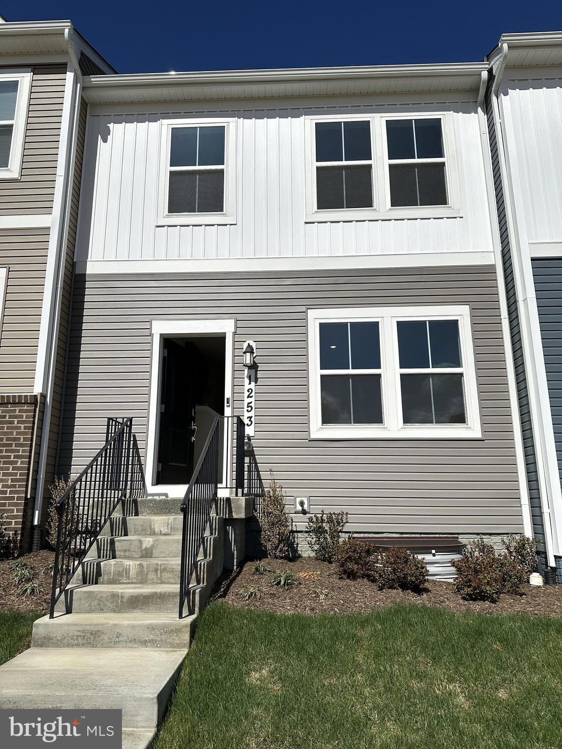 NONE AVAILABLE - Residential Lease
