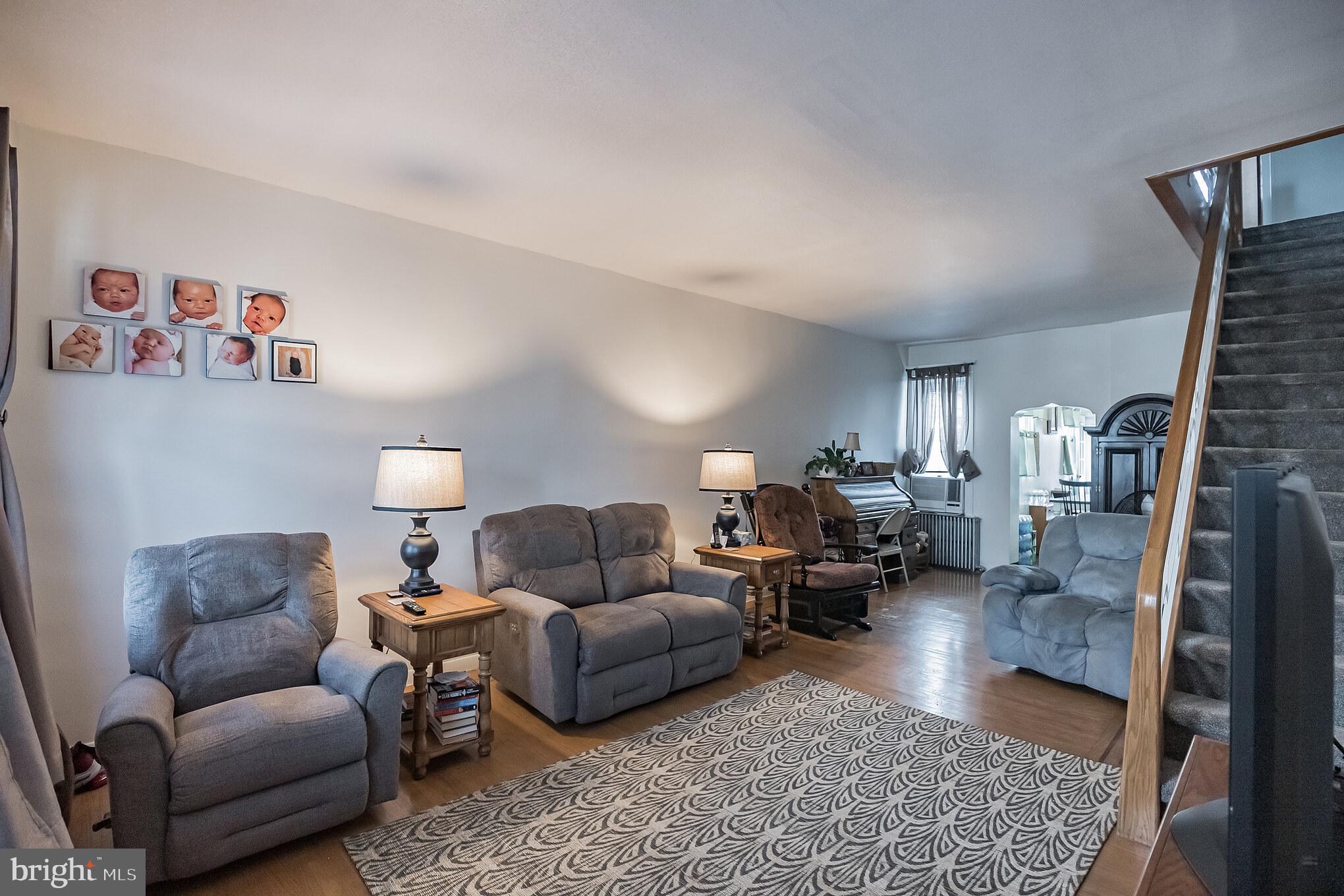 PORT RICHMOND - Residential
