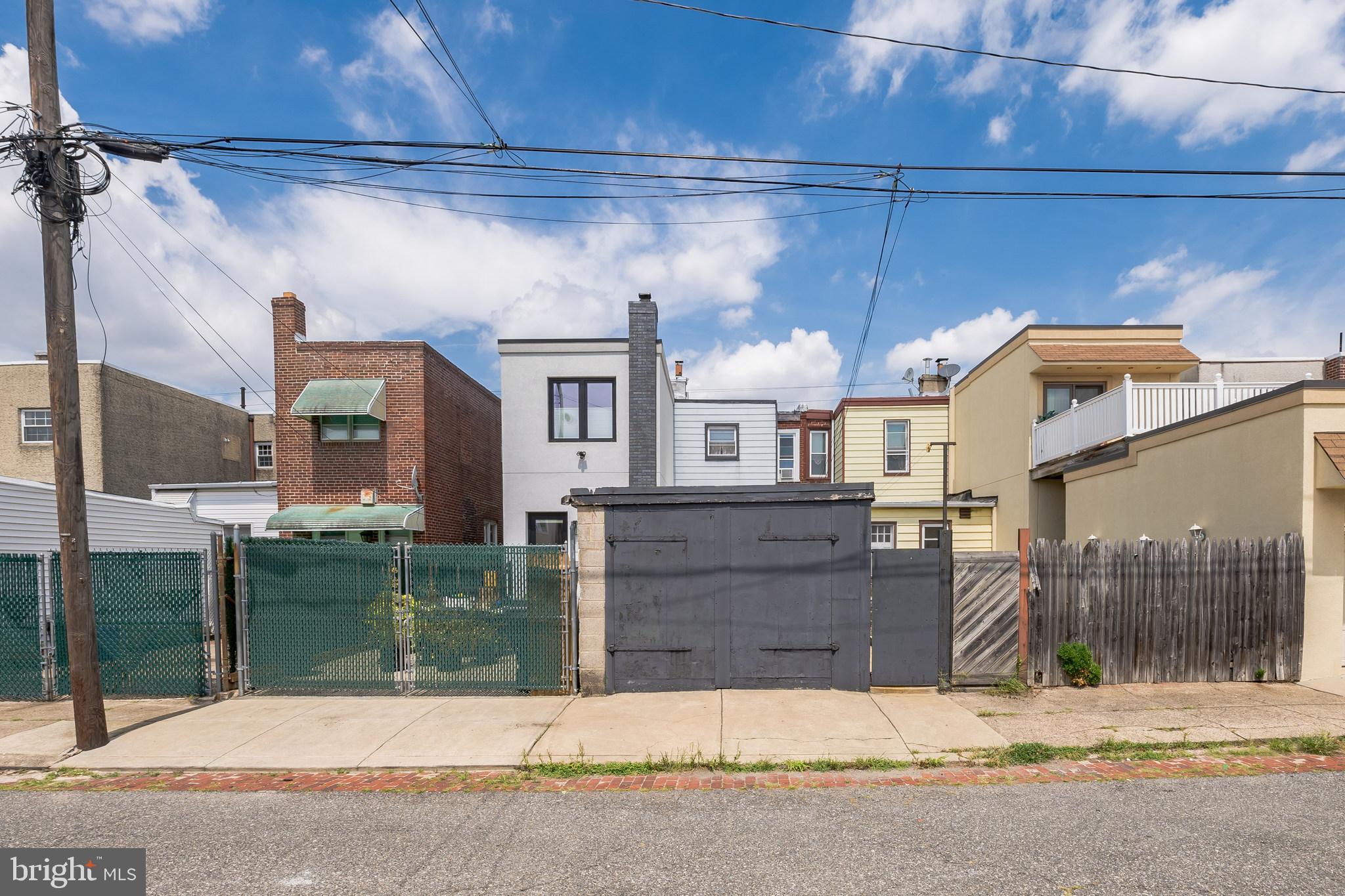 PORT RICHMOND - Residential