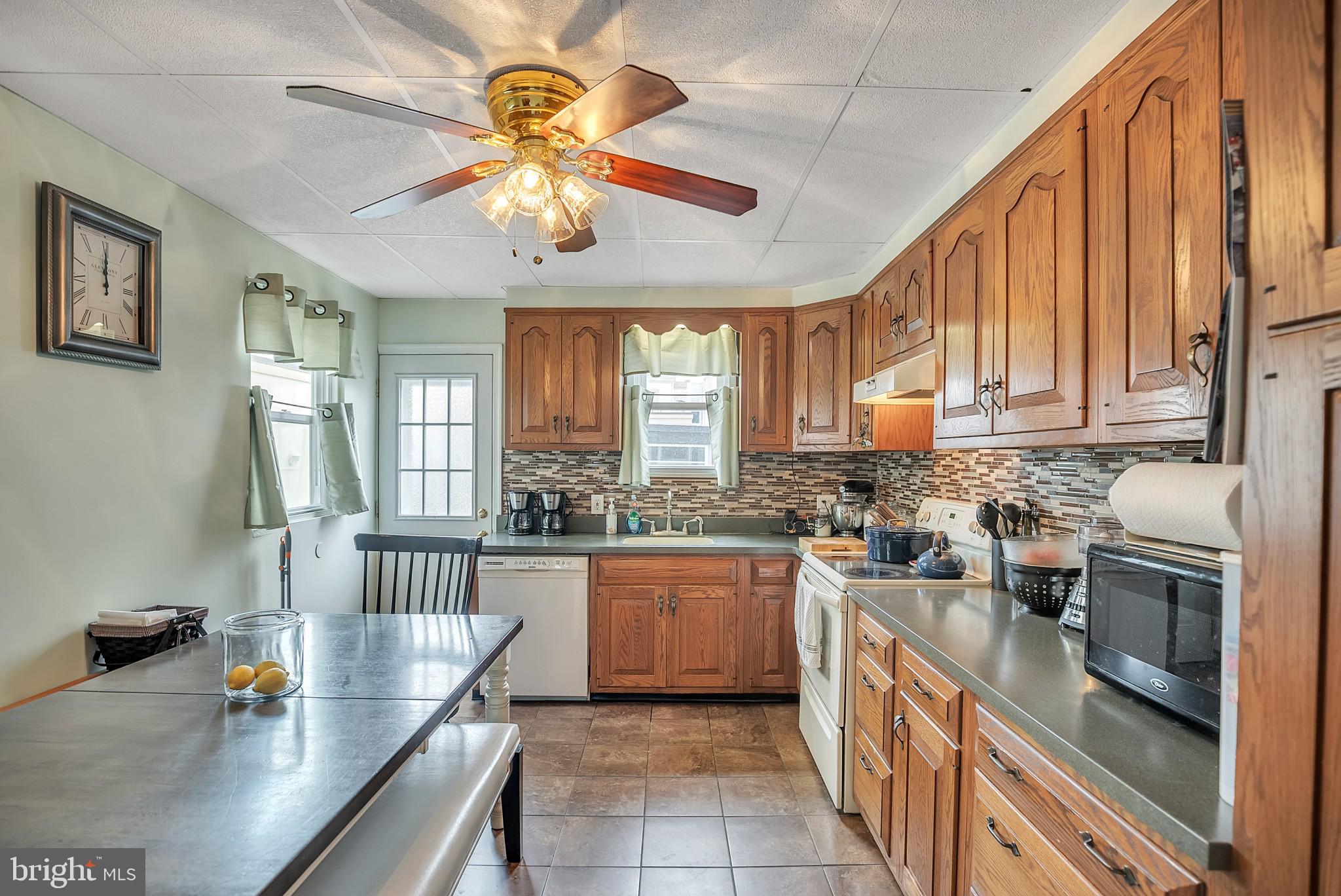 PORT RICHMOND - Residential
