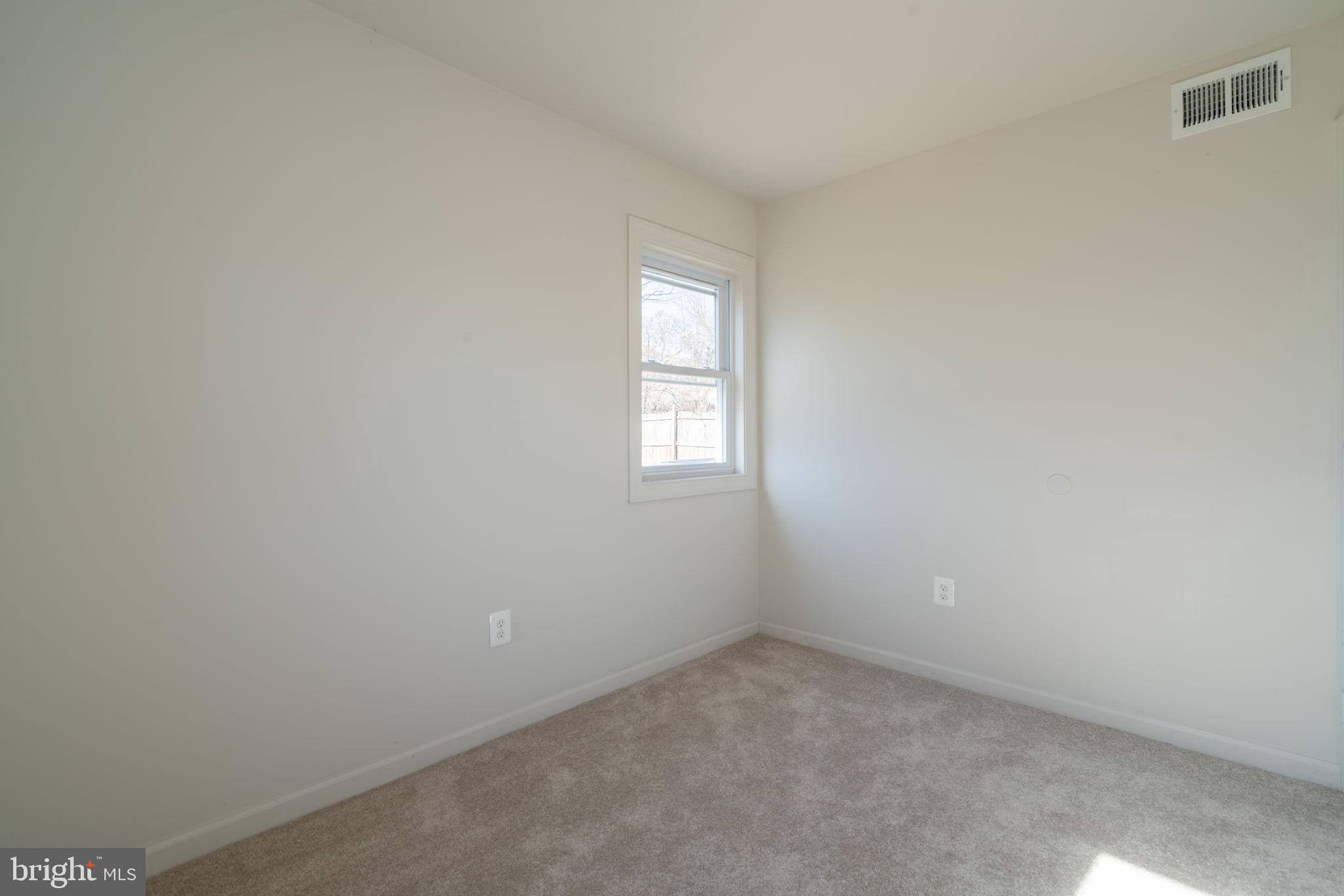 MANASSAS PARK - Residential