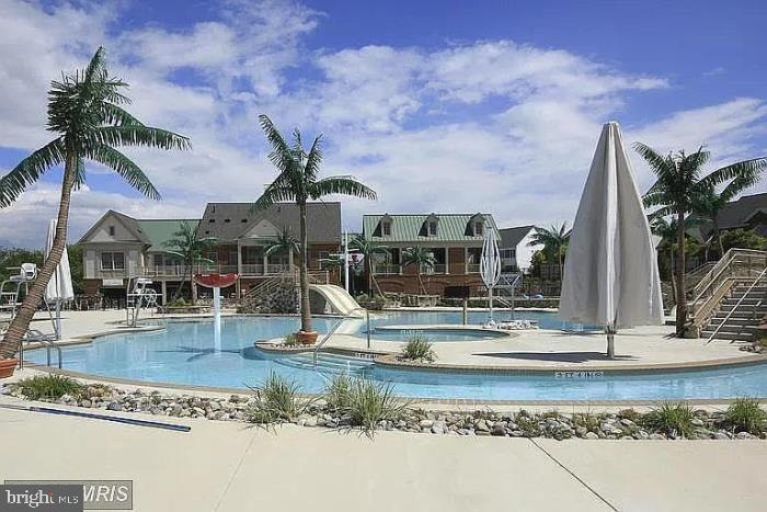 VILLAGES OF URBANA - Residential