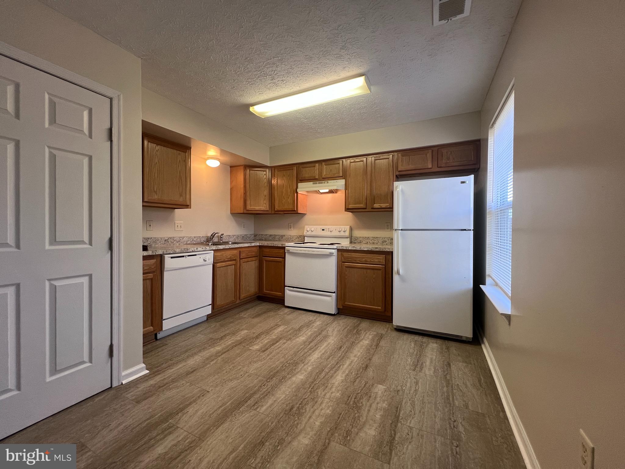STEPHENS RIDGE - Residential Lease