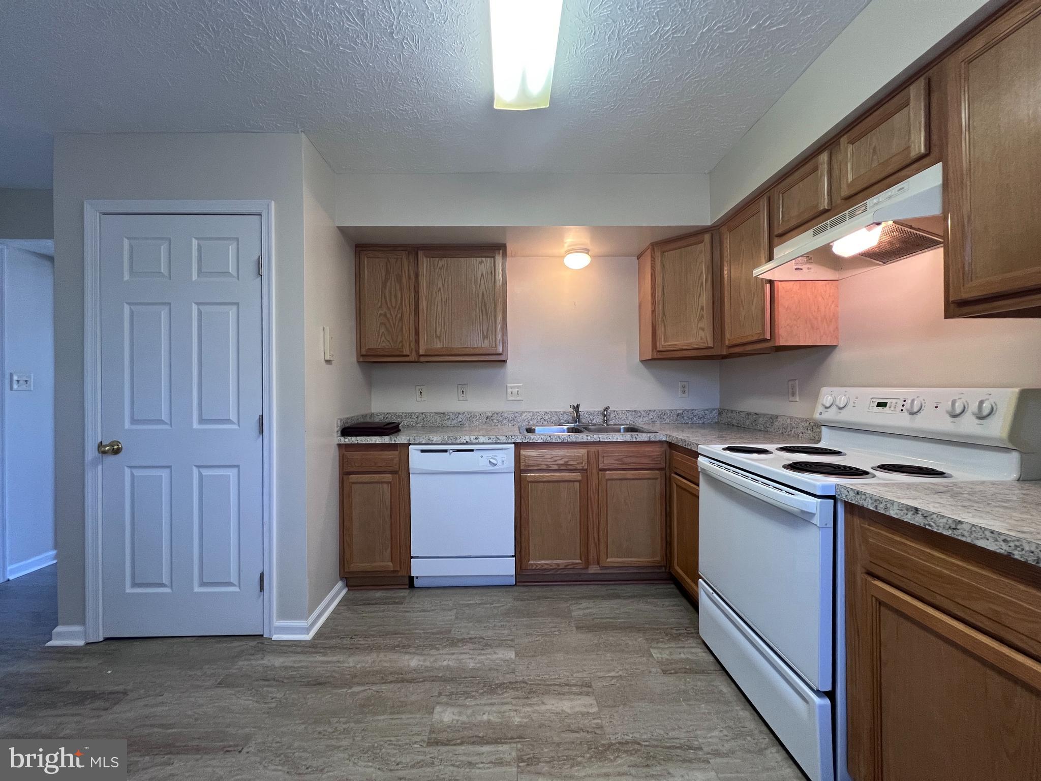 STEPHENS RIDGE - Residential Lease